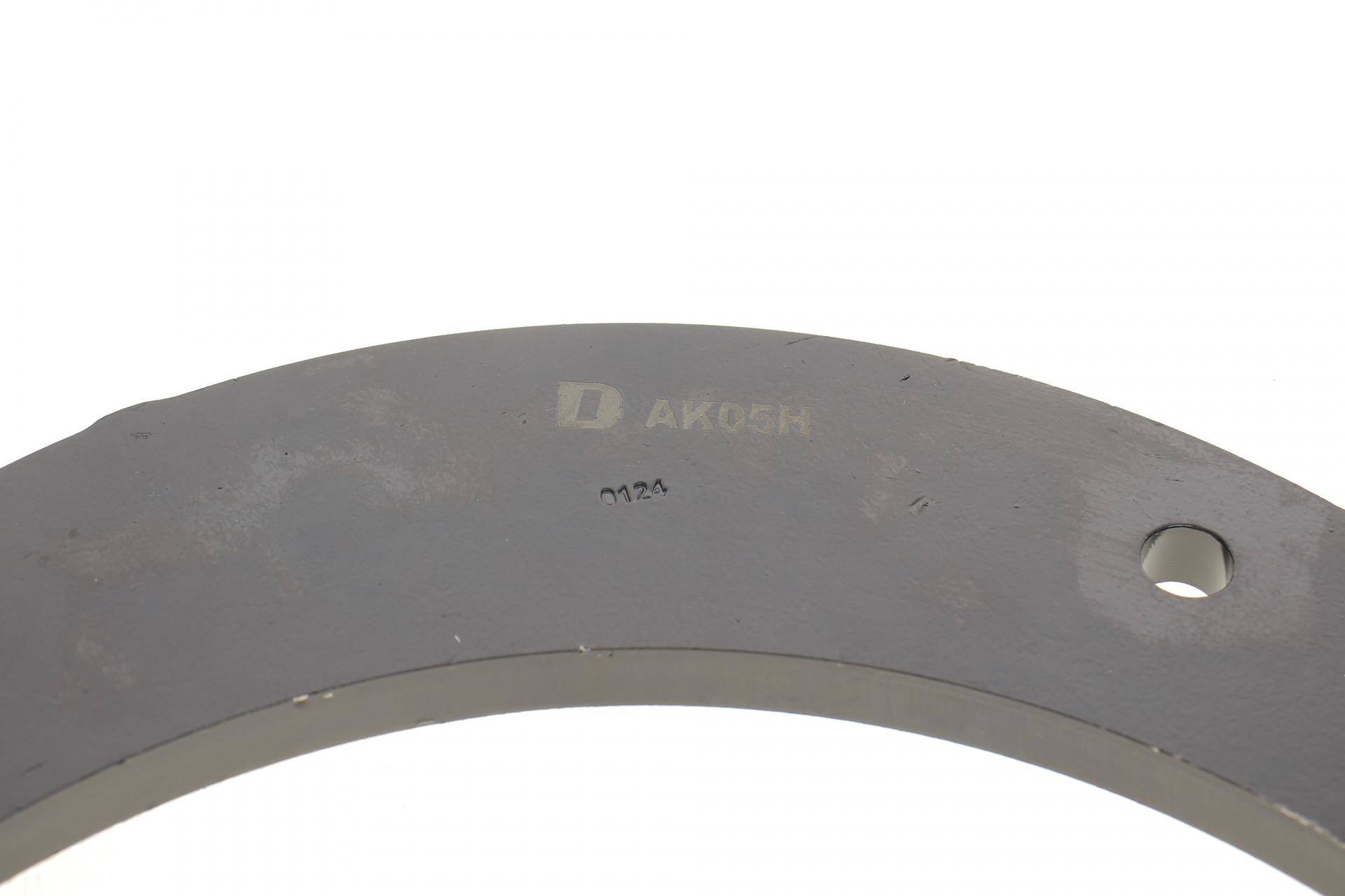 Важіль підвіски (задній) Toyota Avensis 08-18