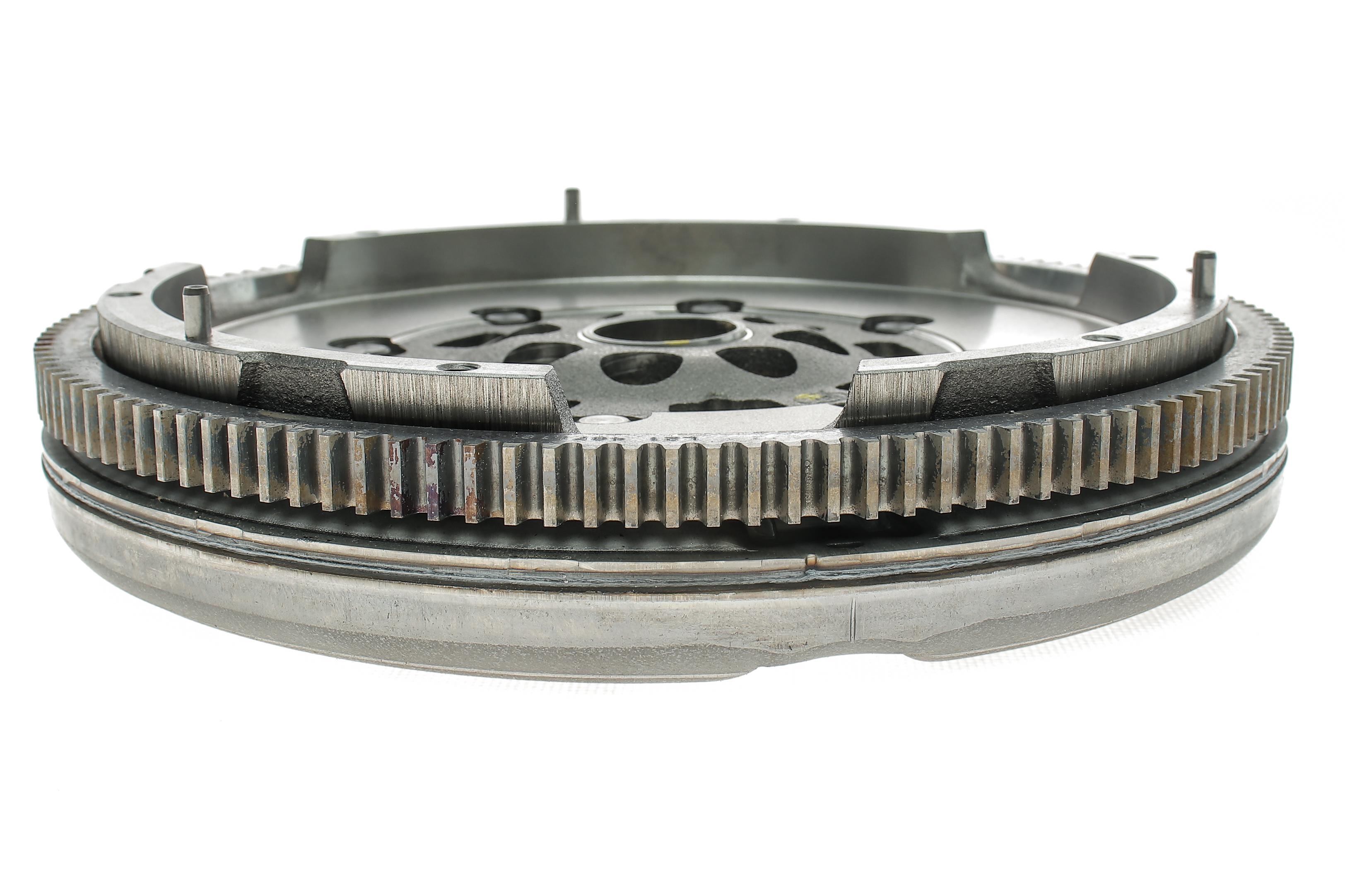 Демпфер зчеплення VW Passat B6/B7/Skoda Octavia II 1.8TSI 07-14, 112/118kw