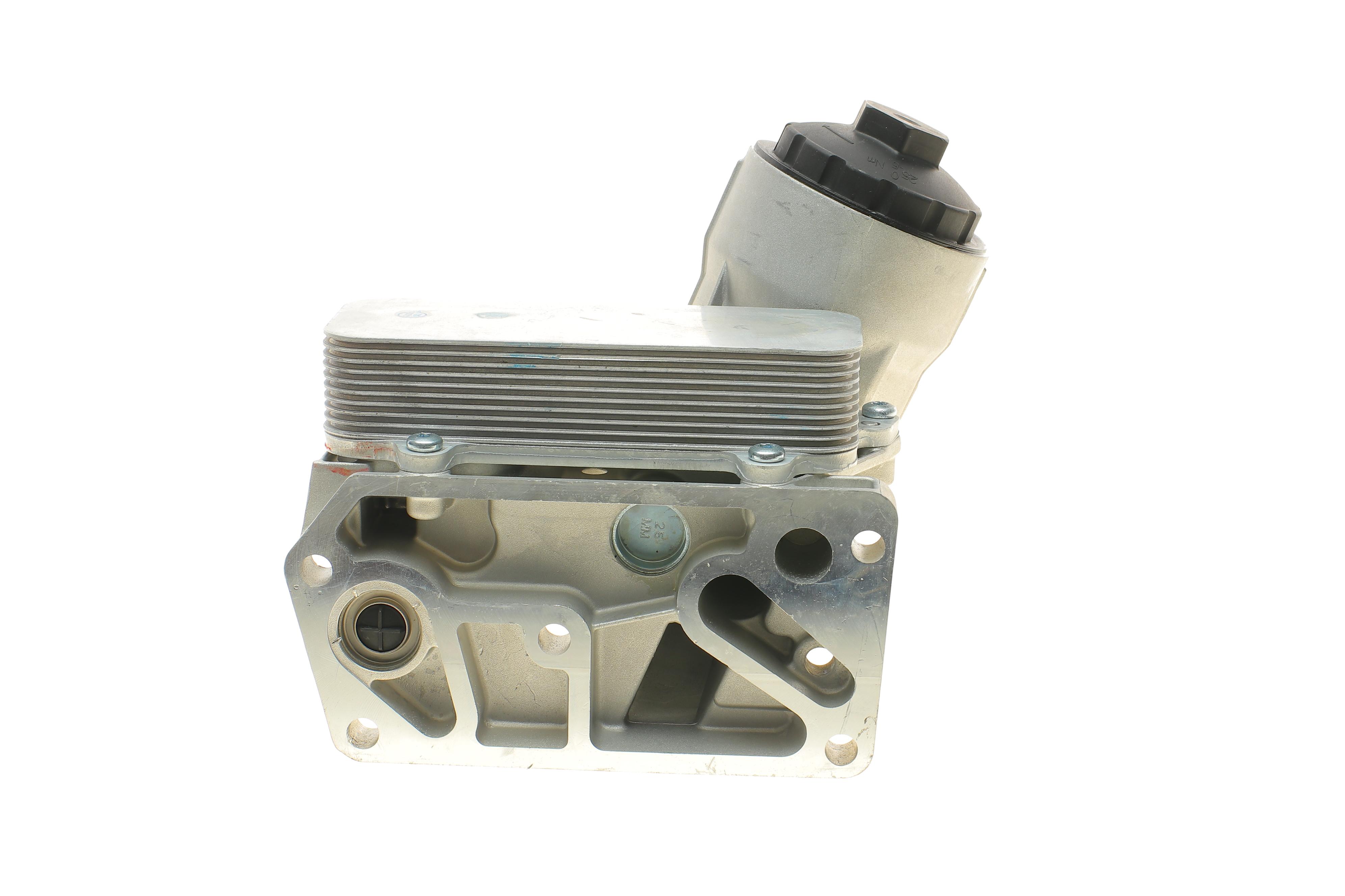 Корпус фільтра масляного (з радіатором) VW Touareg 2.5-6.0 03-10/T5 2.5TDI 03-09