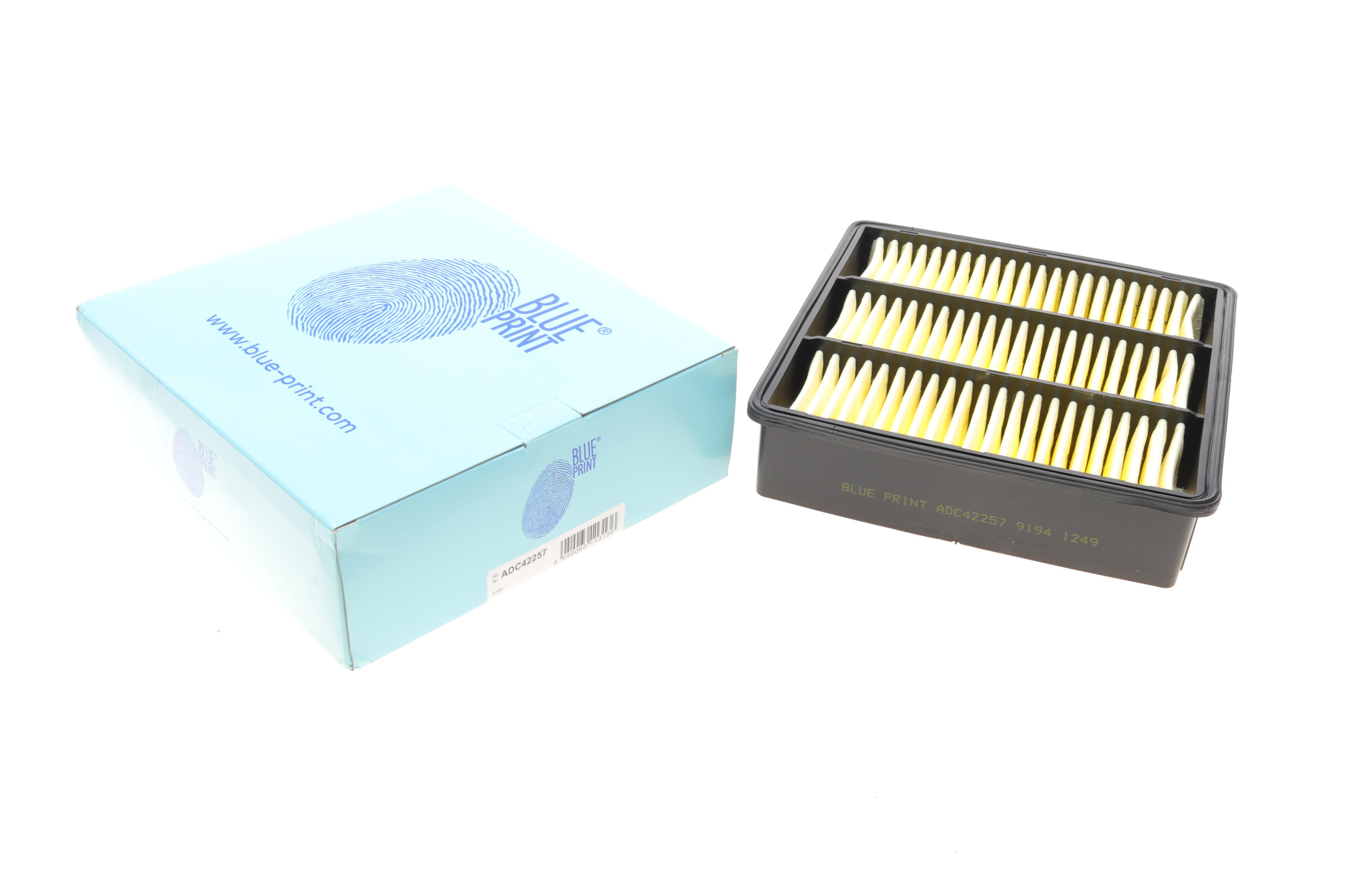 Фільтр повітряний Mitsubishi Colt V/Galant VI/Lancer/Outlander 1.3-2.4 95-