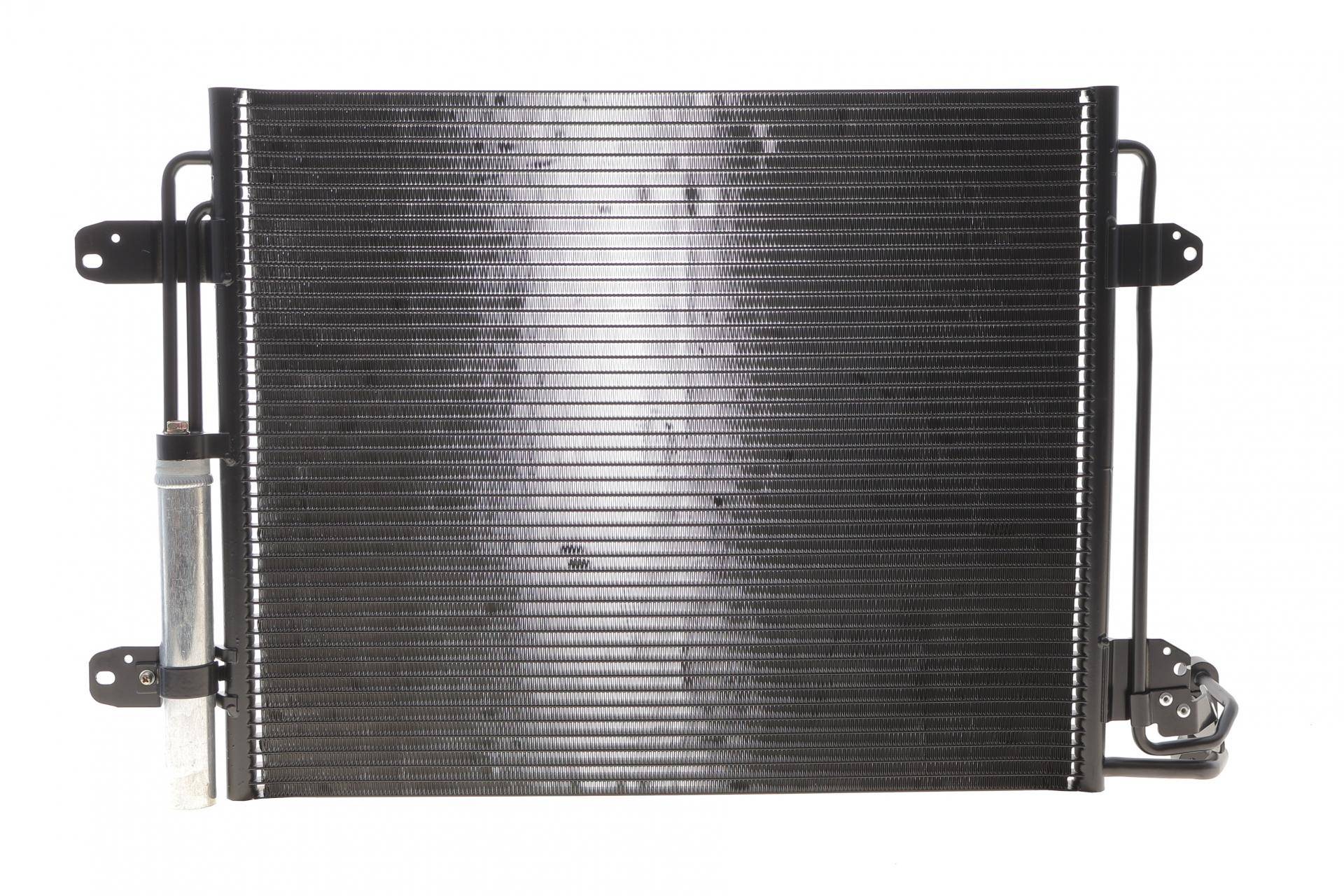 Радіатор кондиціонера (з осушувачем) MB A-class (W176)/B-class (W246/W242) 11-18