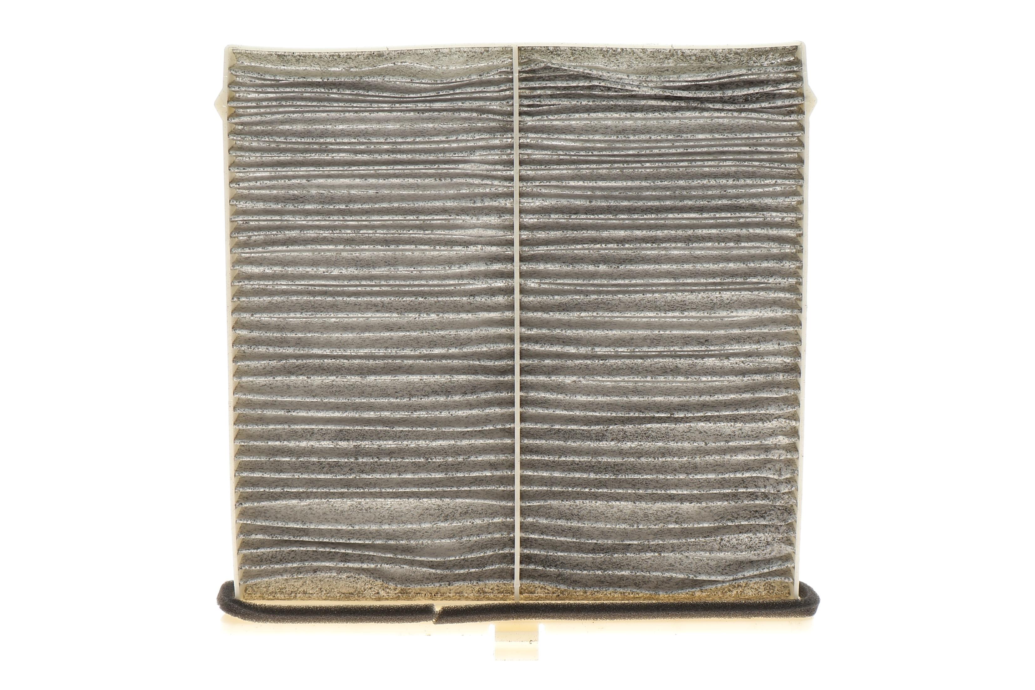 Фільтр салону Mazda 2/CX-3 15- (вугільний)