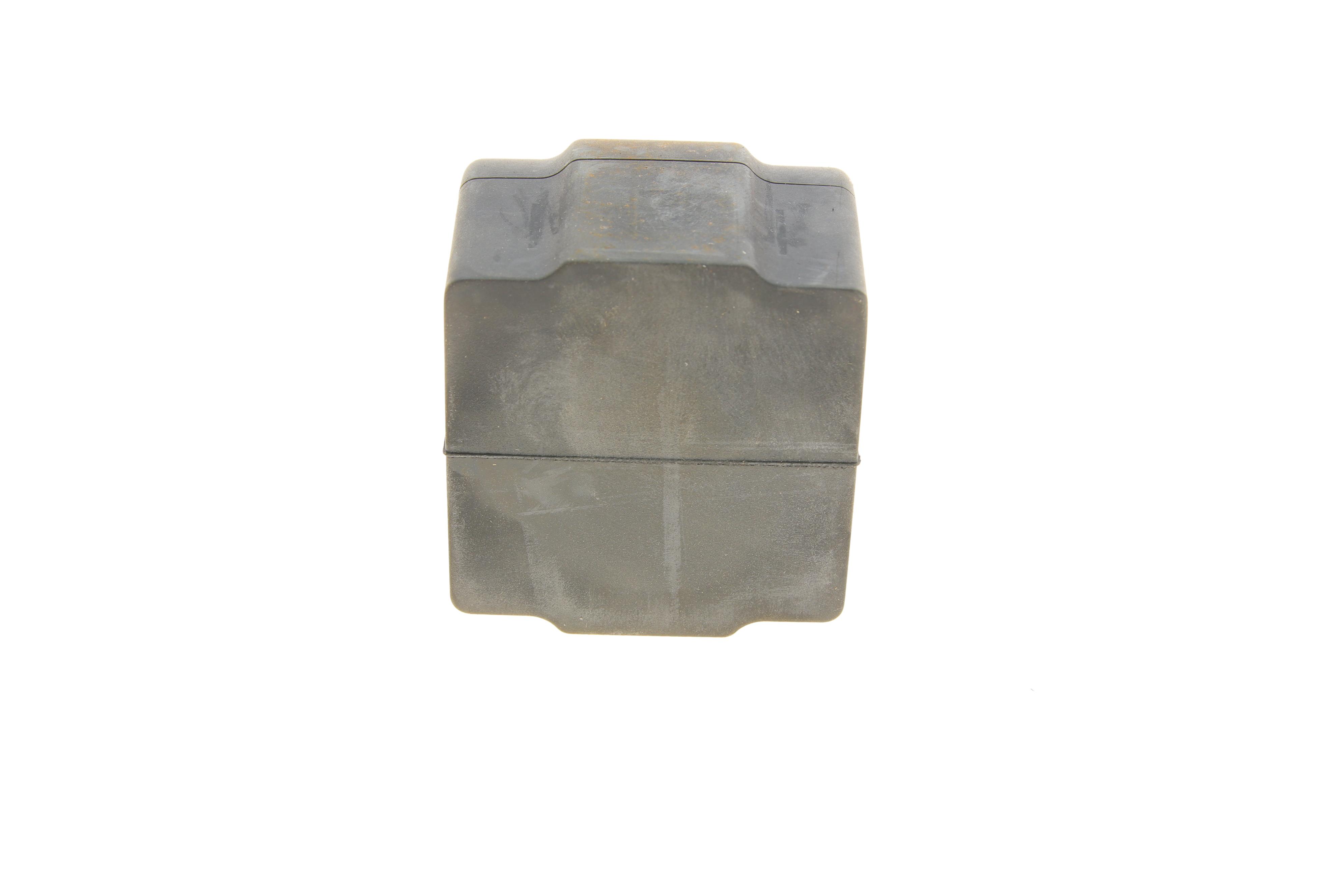 Втулка стабілізатора (заднього) BMW 5 (F10)/6 (F13) 10-18