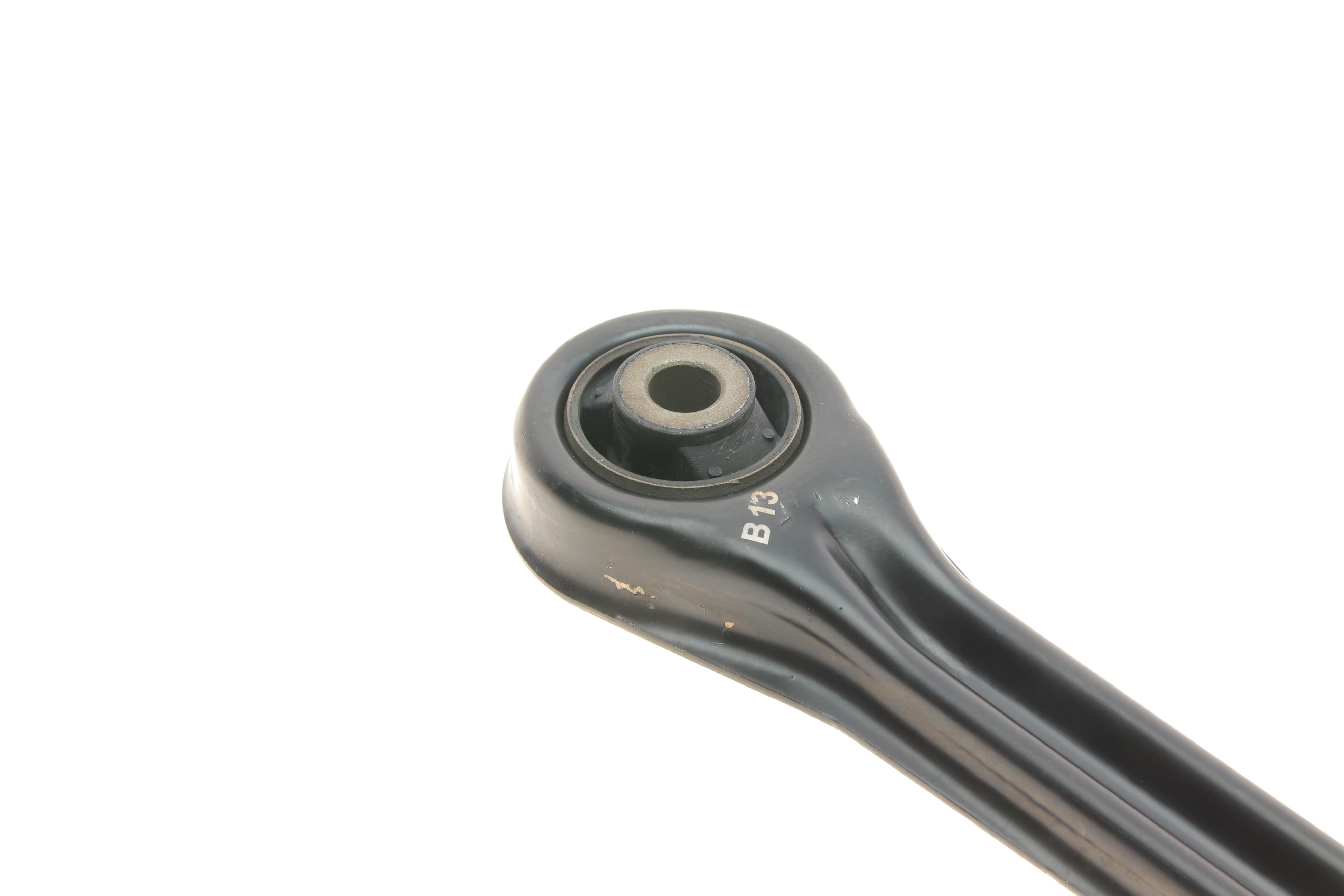 Важіль підвіски (задній) Smart Fortwo 04-07