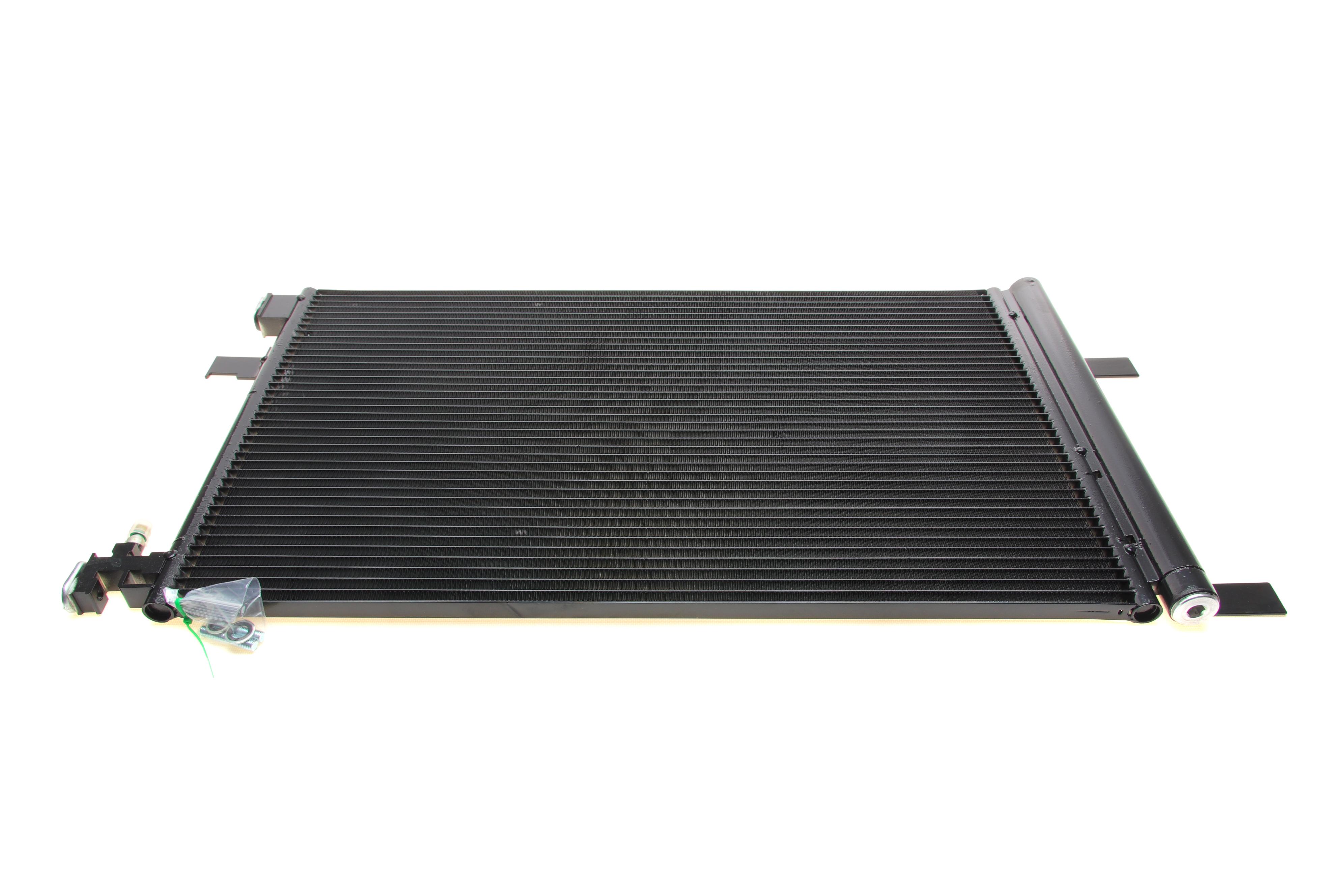 Радіатор кондиціонера Opel Insignia 1.4/1.6 11-