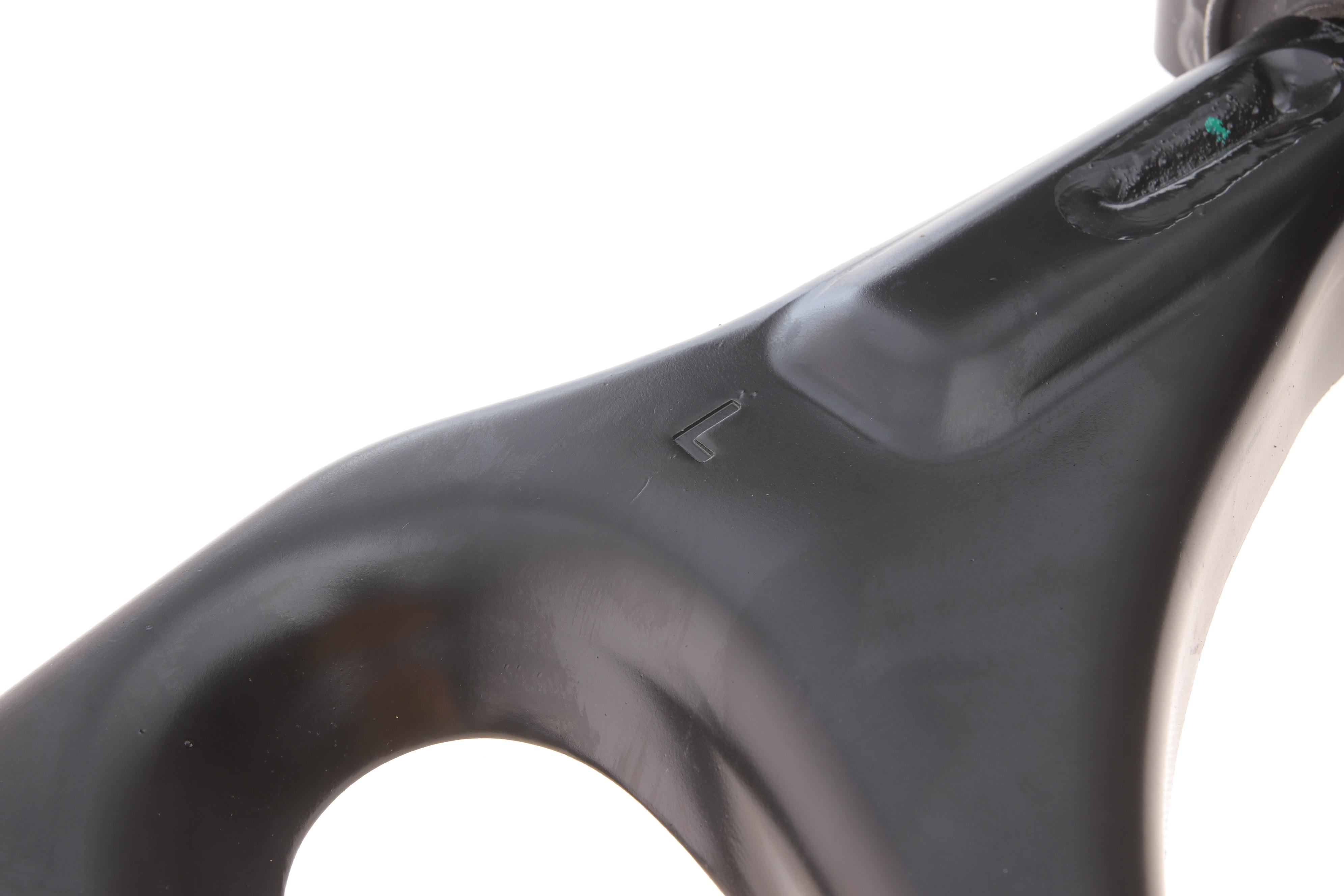 Важіль підвіски (передній/знизу) (L) MB Vito (W447) 14-