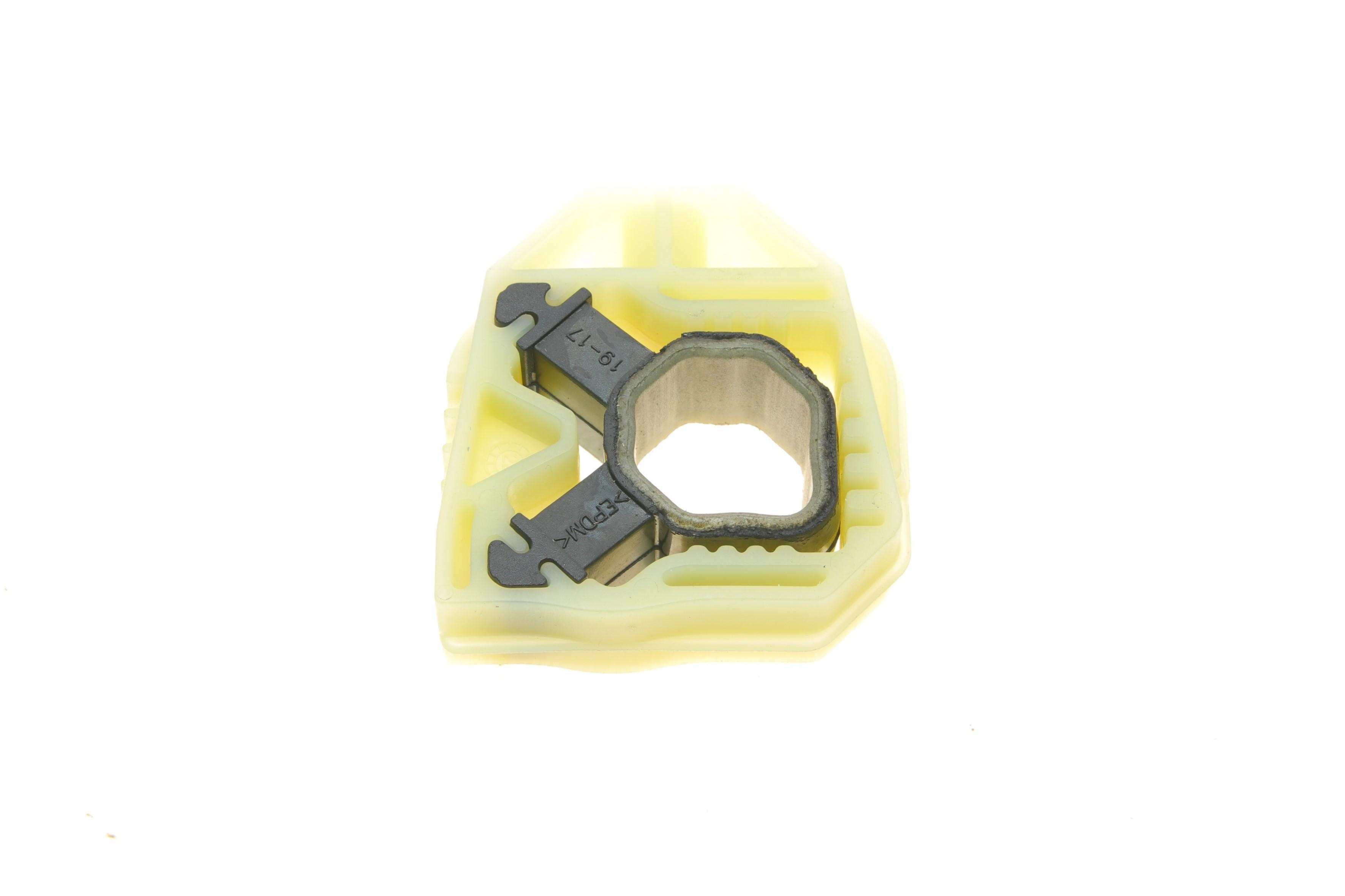 Кронштейн радіатора (верхній) VW Caddy/Golf/Passat 03-