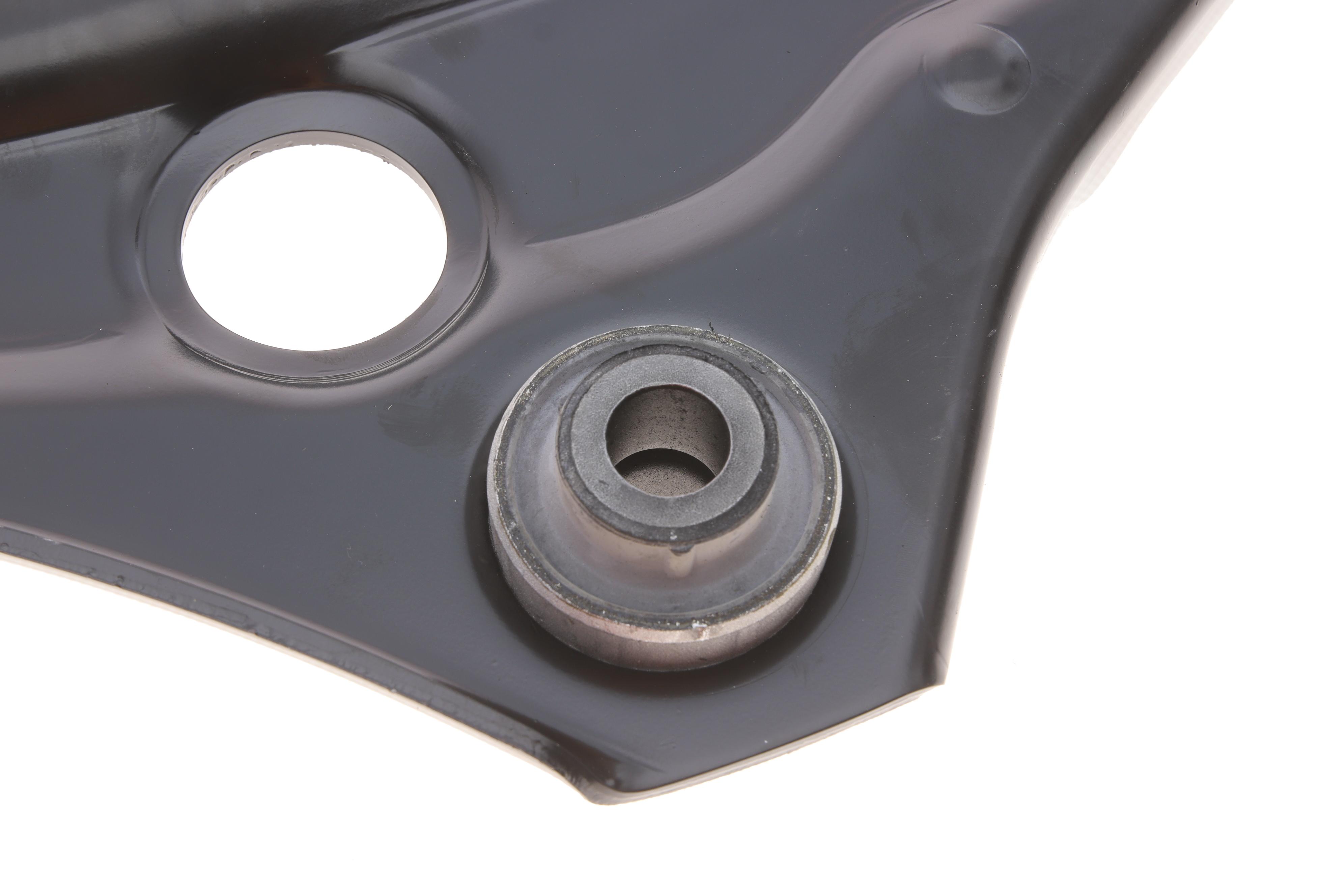 Важіль підвіски (передній/знизу) (R) Renault Megane IV 15-