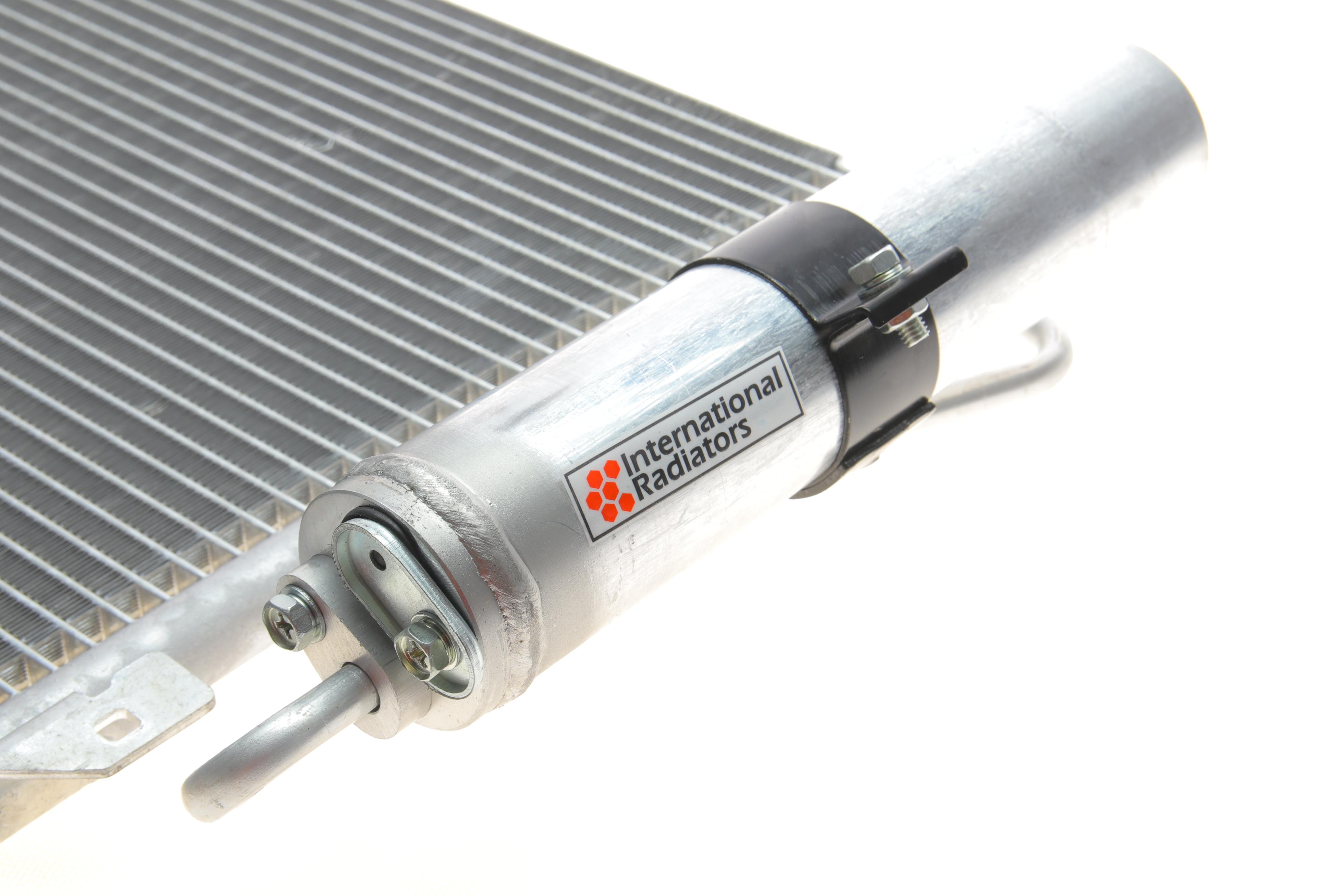 Радиатор кондиционера Dacia Logan 1.4/1.6 16 V 04-