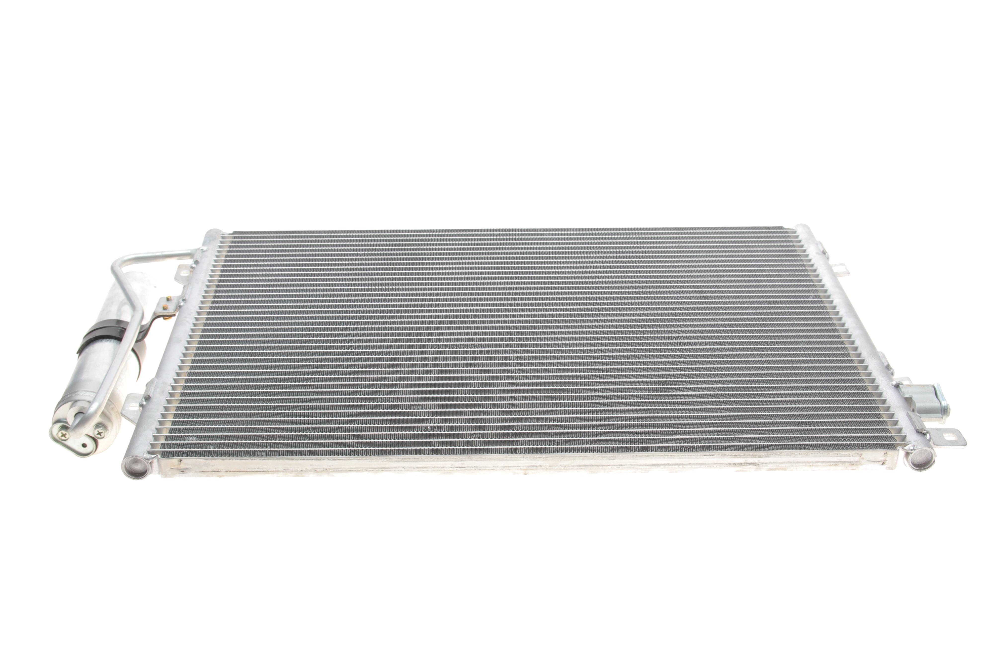 Радиатор кондиционера Dacia Logan 1.4/1.6 16 V 04-