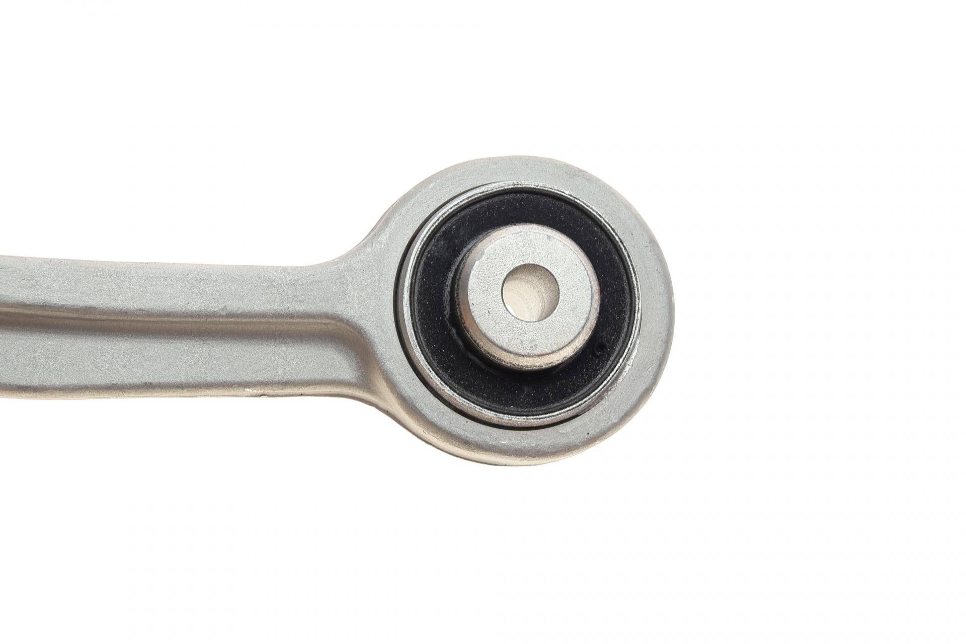 Важіль підвіски (передній/зверху/ззаду) (L) Audi A4/A5/Q5 07-