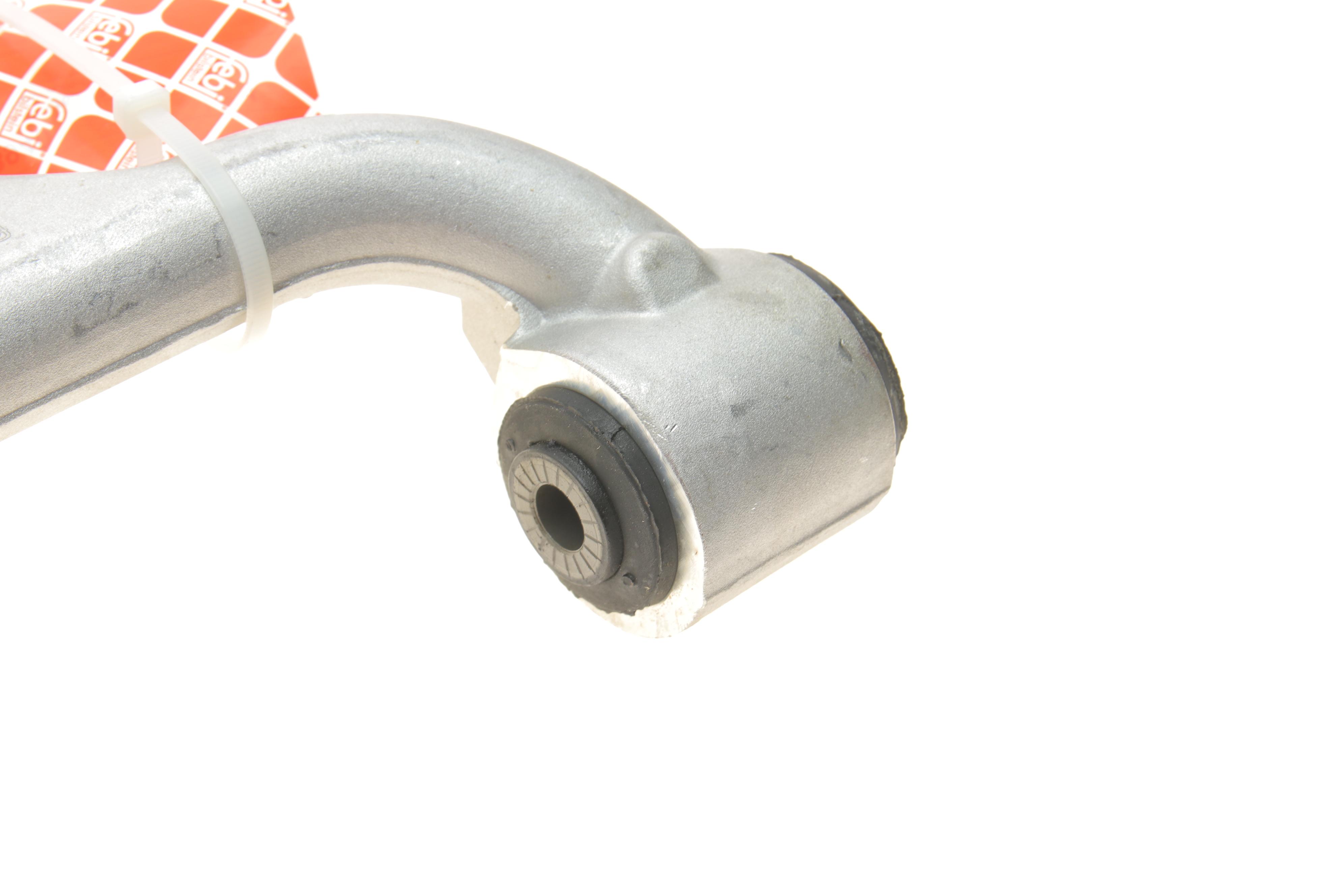 Важіль підвіски (передній/зверху) (R) MB M-class (W163) 98-05