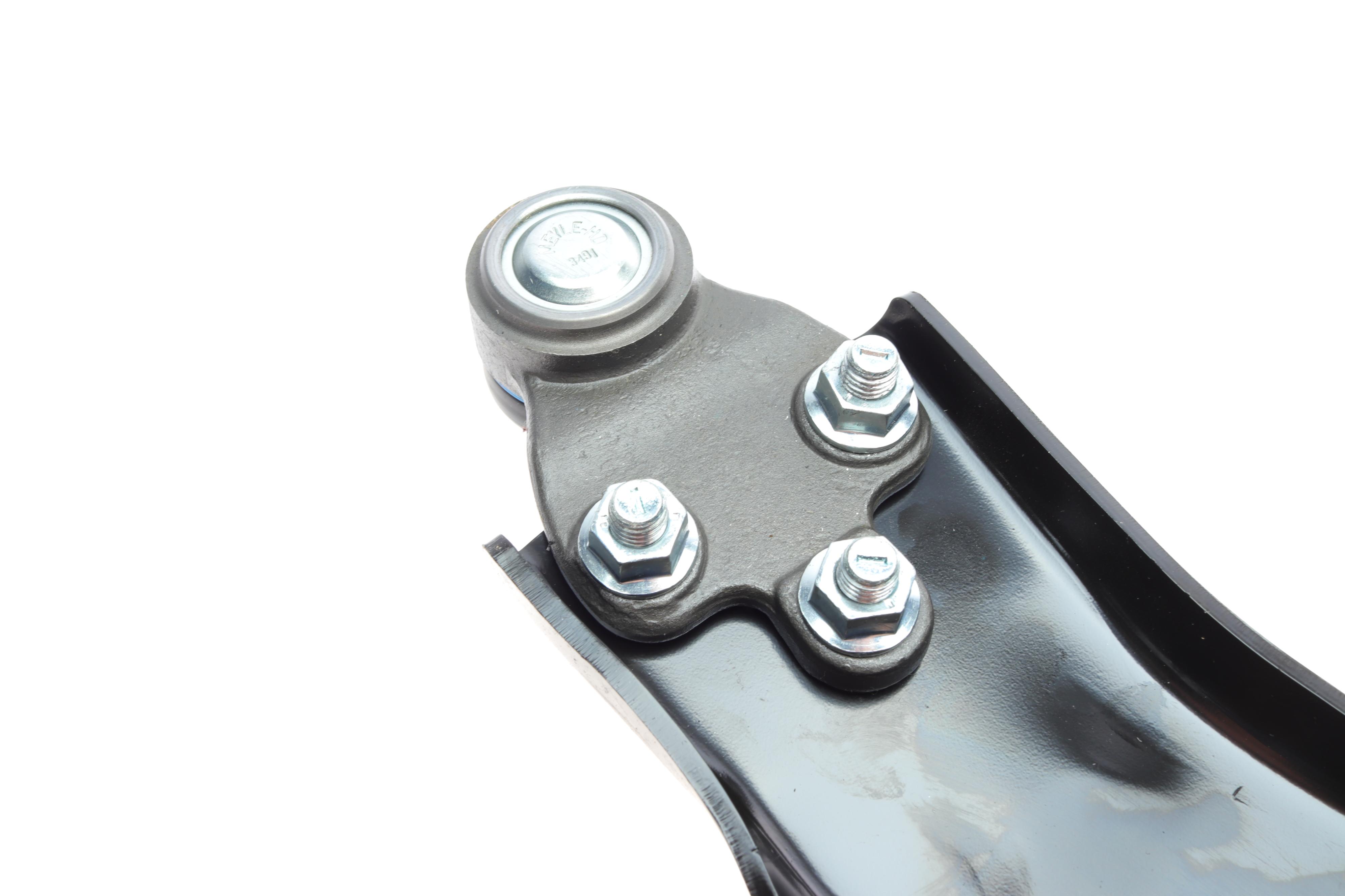 Важіль підвіски (передній/знизу) (L) Ford Focus IV 1.0/1.5EoBoost 18-