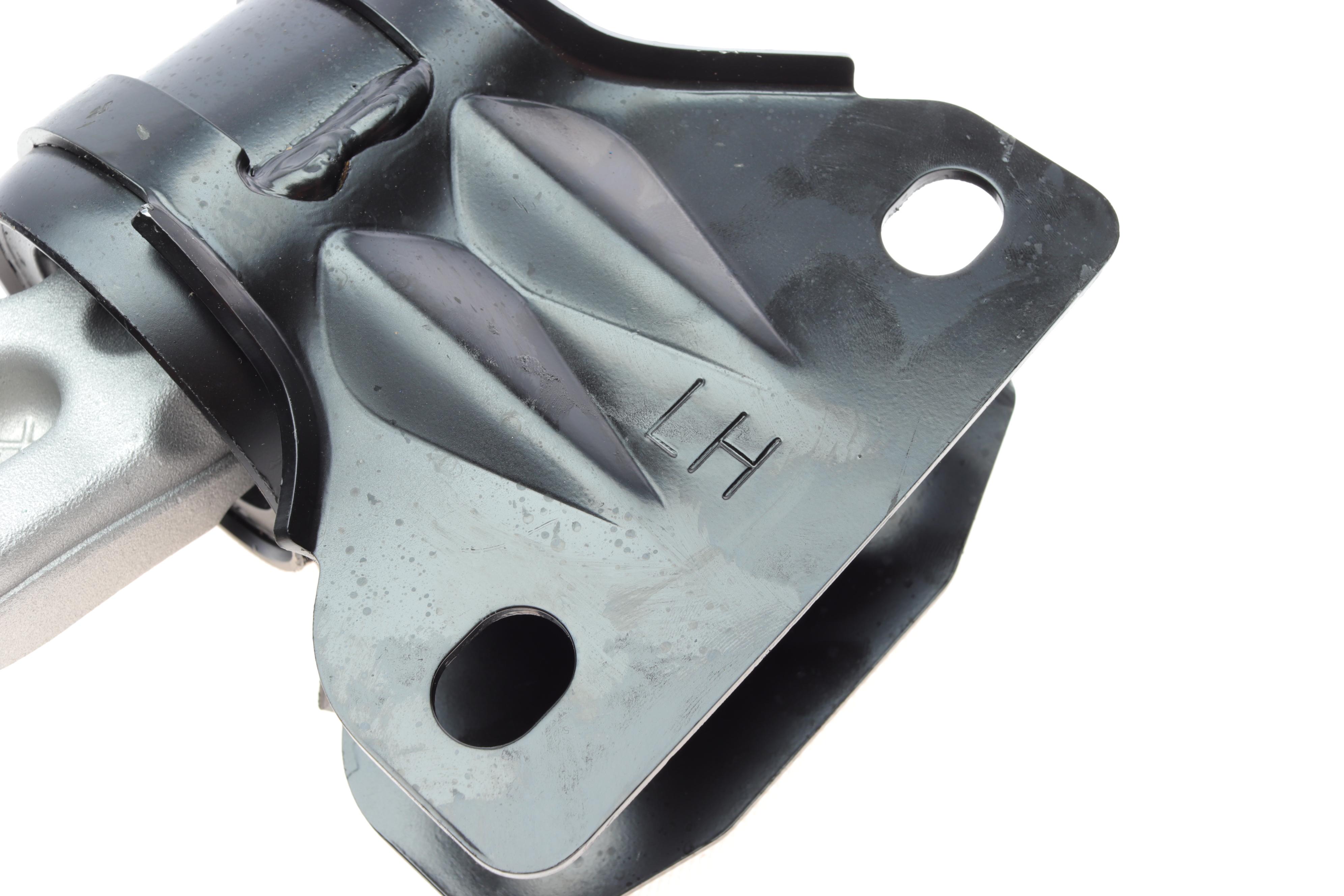 Важіль підвіски (передній) (L) Ford Mondeo V 1.0-2.0 TDCi 14- (ARM565)