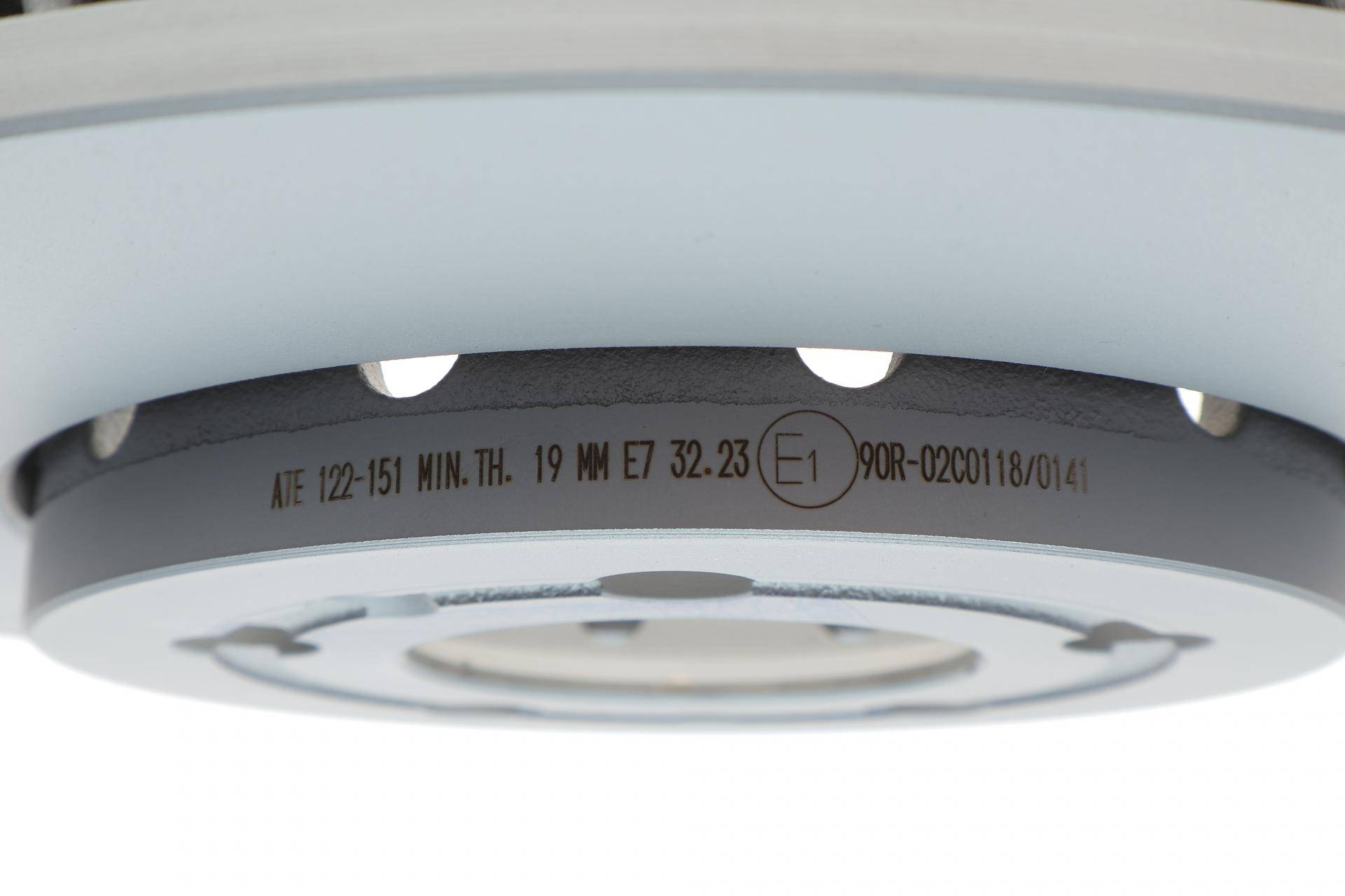 Диск гальмівний (передній) Skoda Fabia/Octavia 96-/Roomster 06-/VW Golf 97-06 (256x22)(з покр.)(вент)