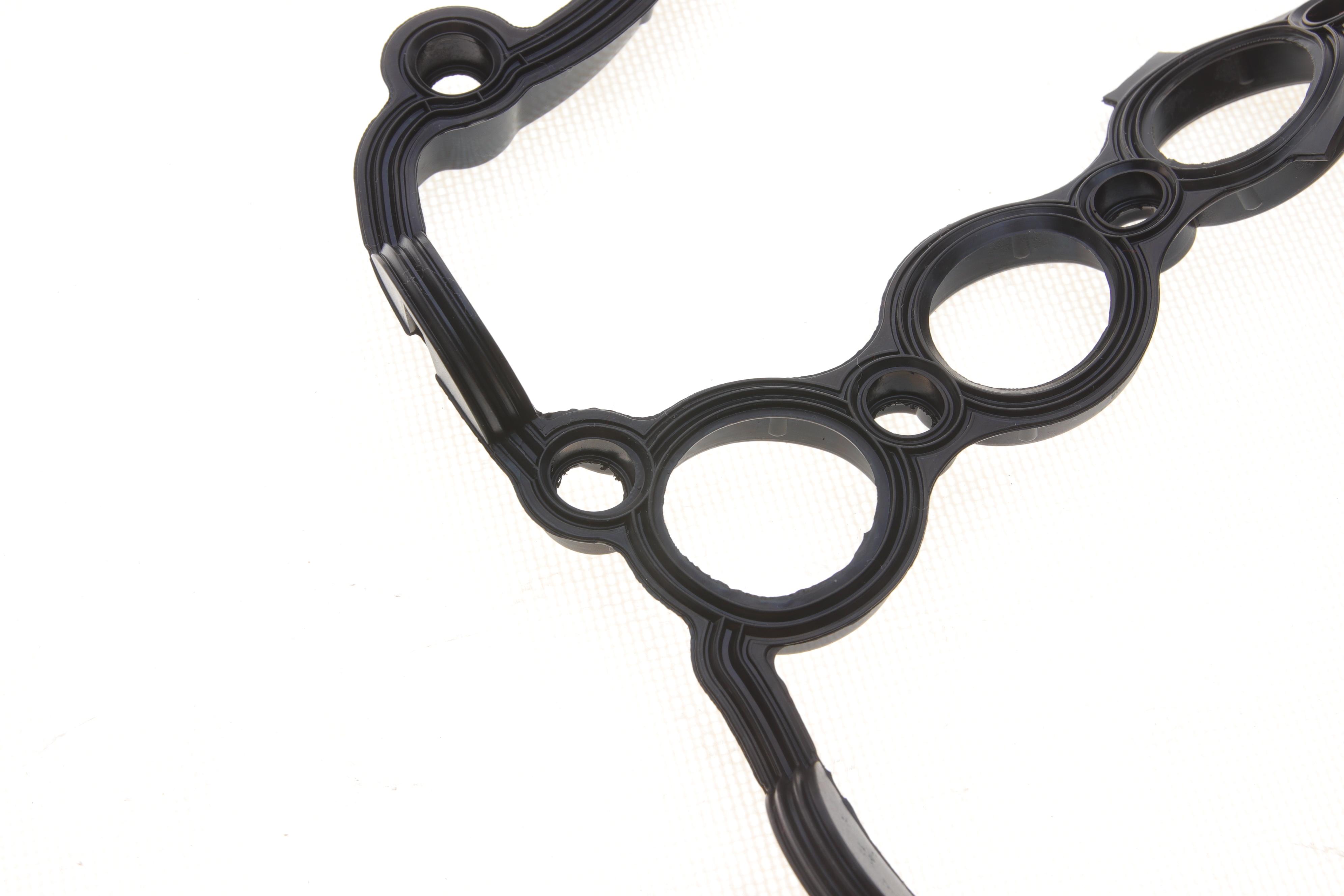 Прокладка кришки клапанів BMW 3 (E46-E92) 03-/Opel Omega B 2.5DTI 01-03