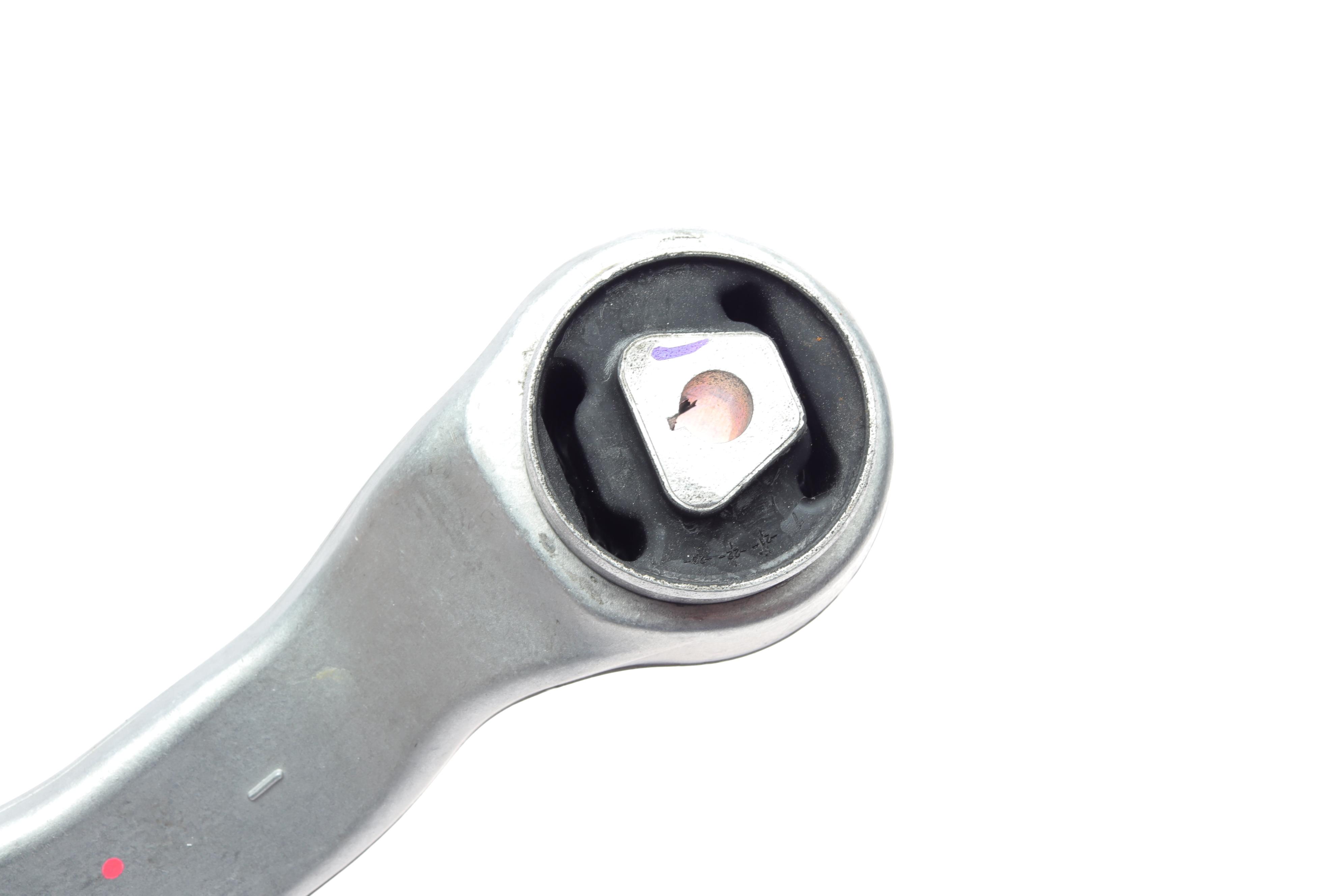 Важіль підвіски (передній/знизу/спереду) (L) BMW 7 (G11/G12) 15- B47/B48/B58