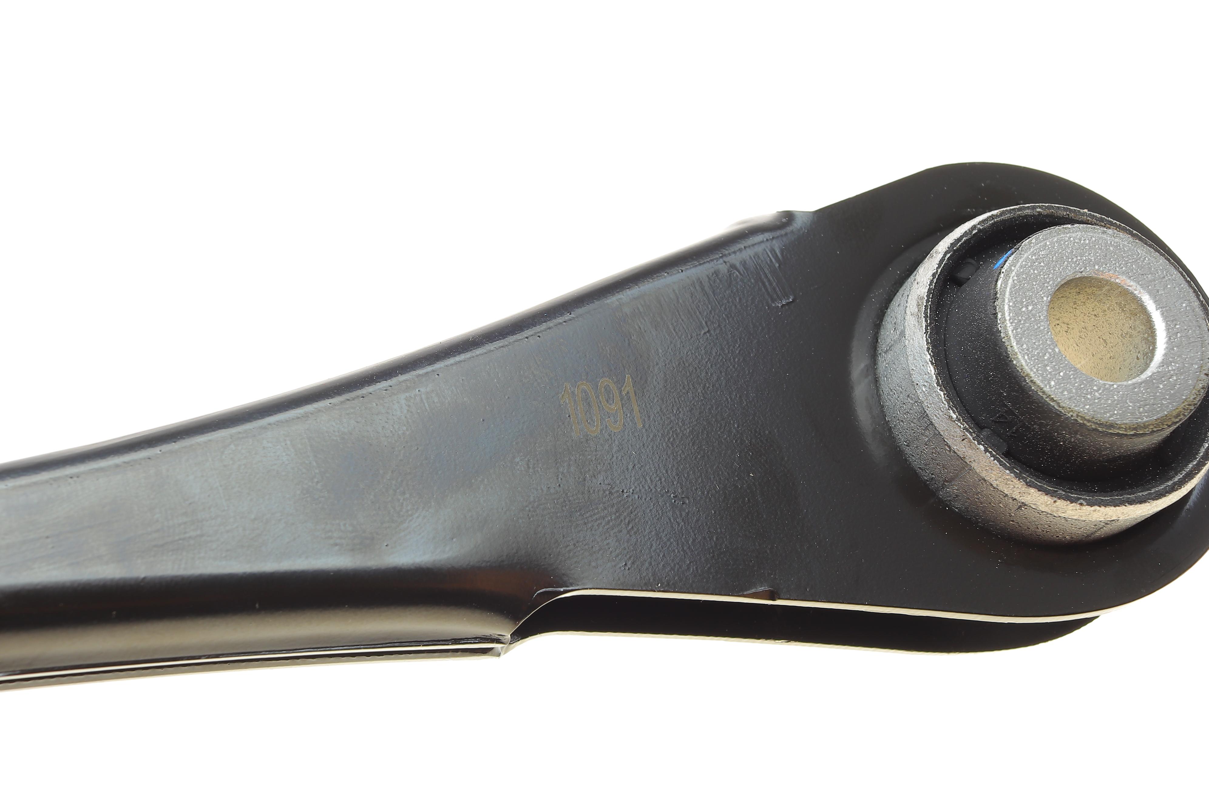 Важіль підвіски (задній) BMW 3 (F30/F80/F31) 1.5-3.0 11-