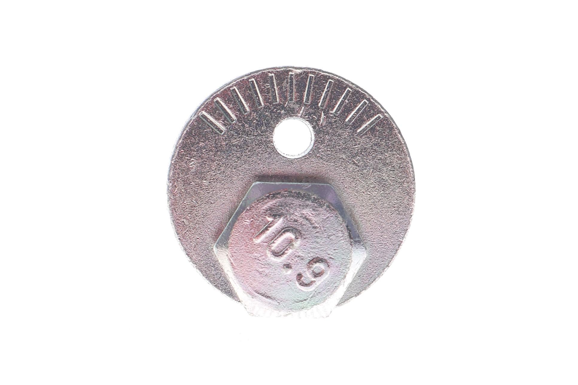 Болт рычага (переднего) Mitsubishi L200/Pajero 08-