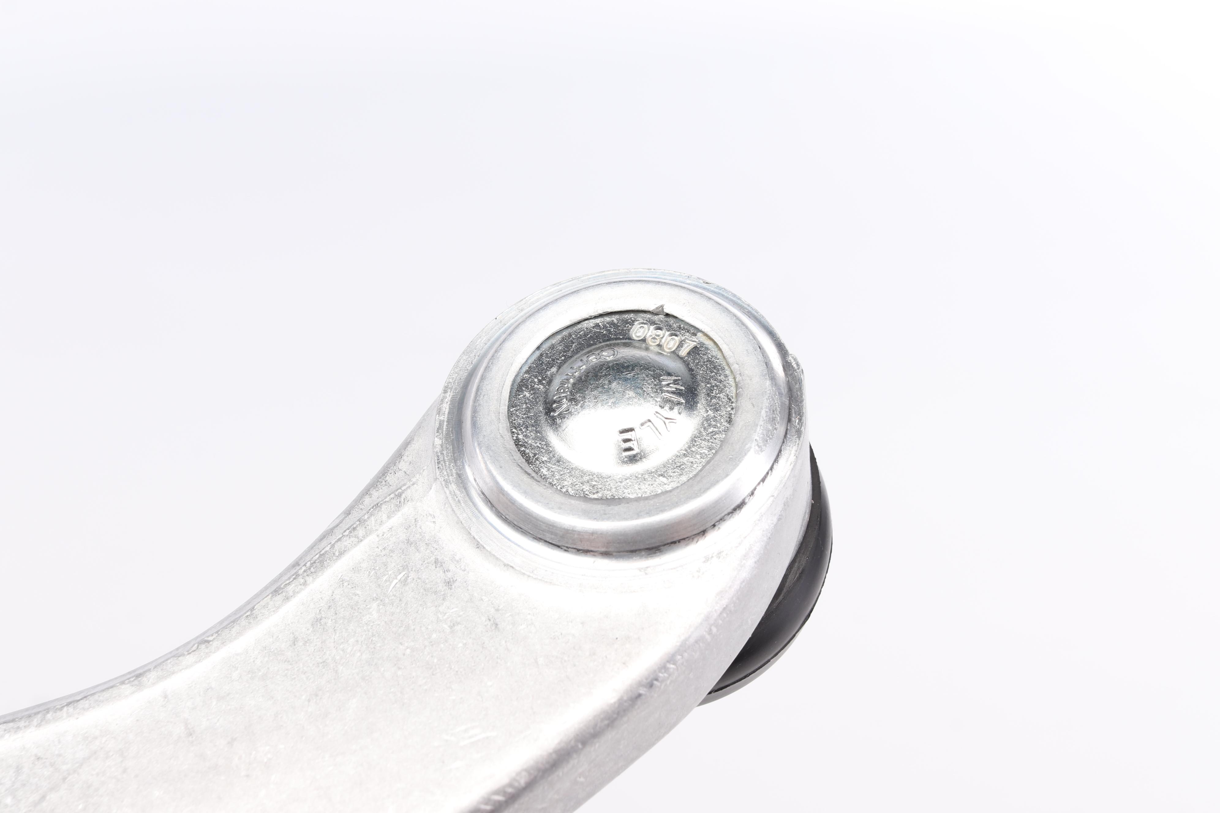 Важіль підвіски (передній/зверху/спереду) (L) Audi A6 04-11/A8 02-10