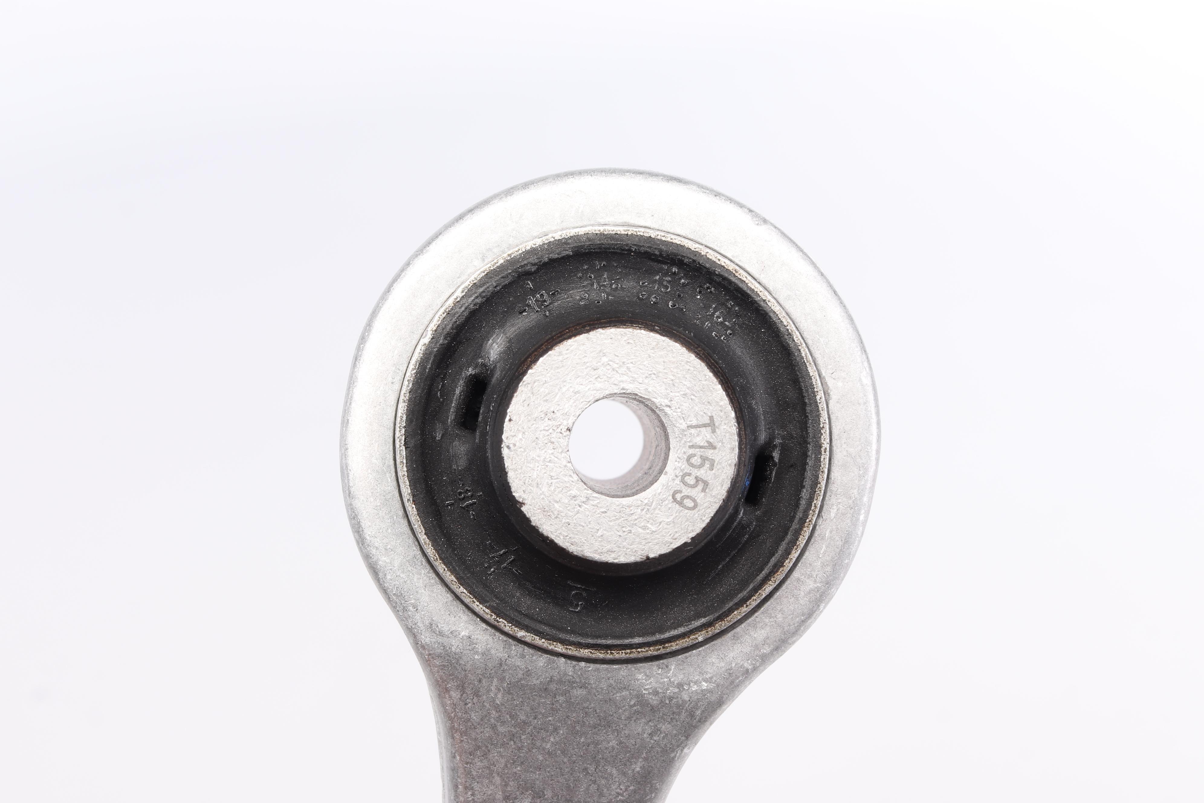 Важіль підвіски (передній/зверху/спереду) (L) Audi A6 04-11/A8 02-10