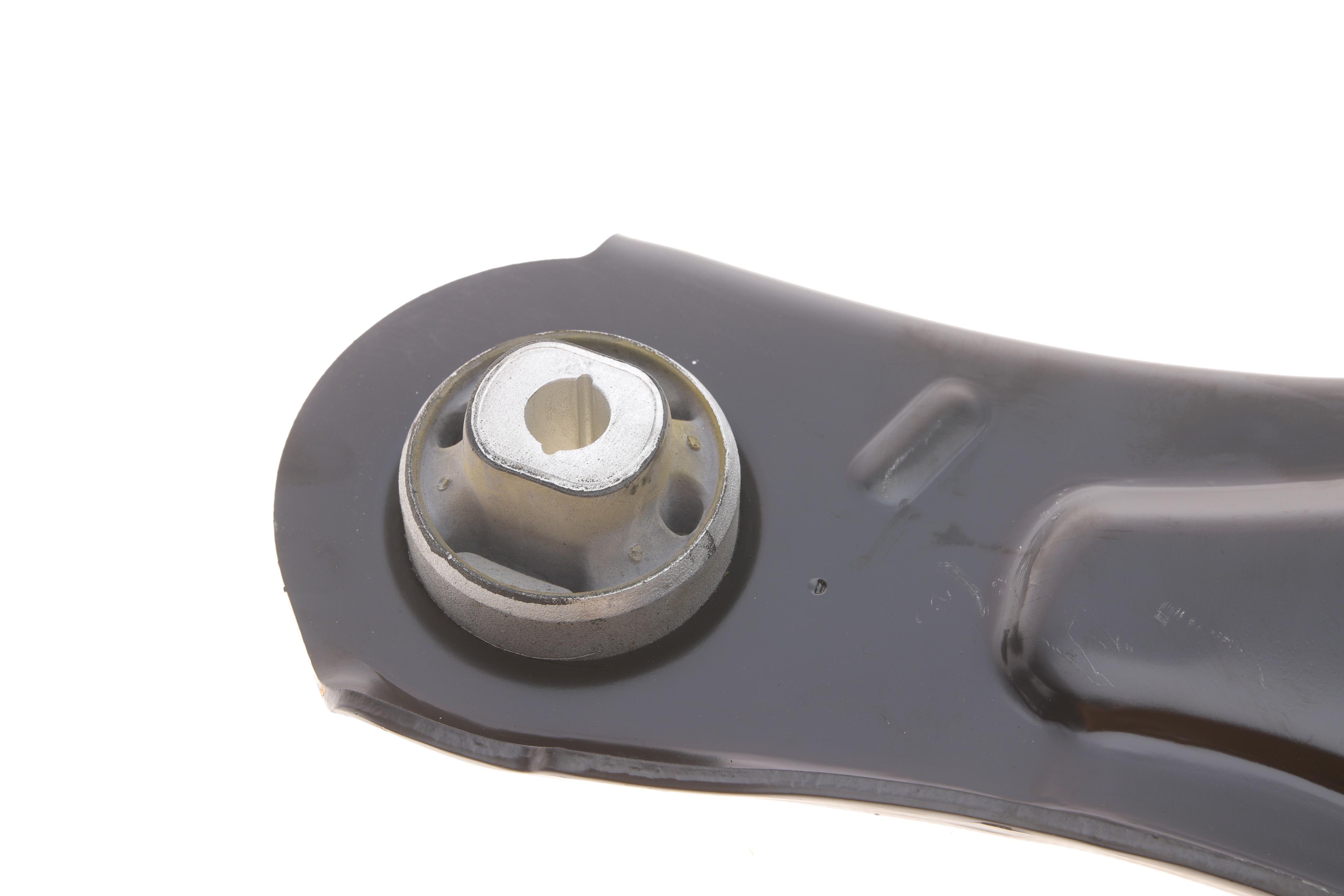 Важіль підвіски (передній) (R) Renault Scenic III/Megane III 08-