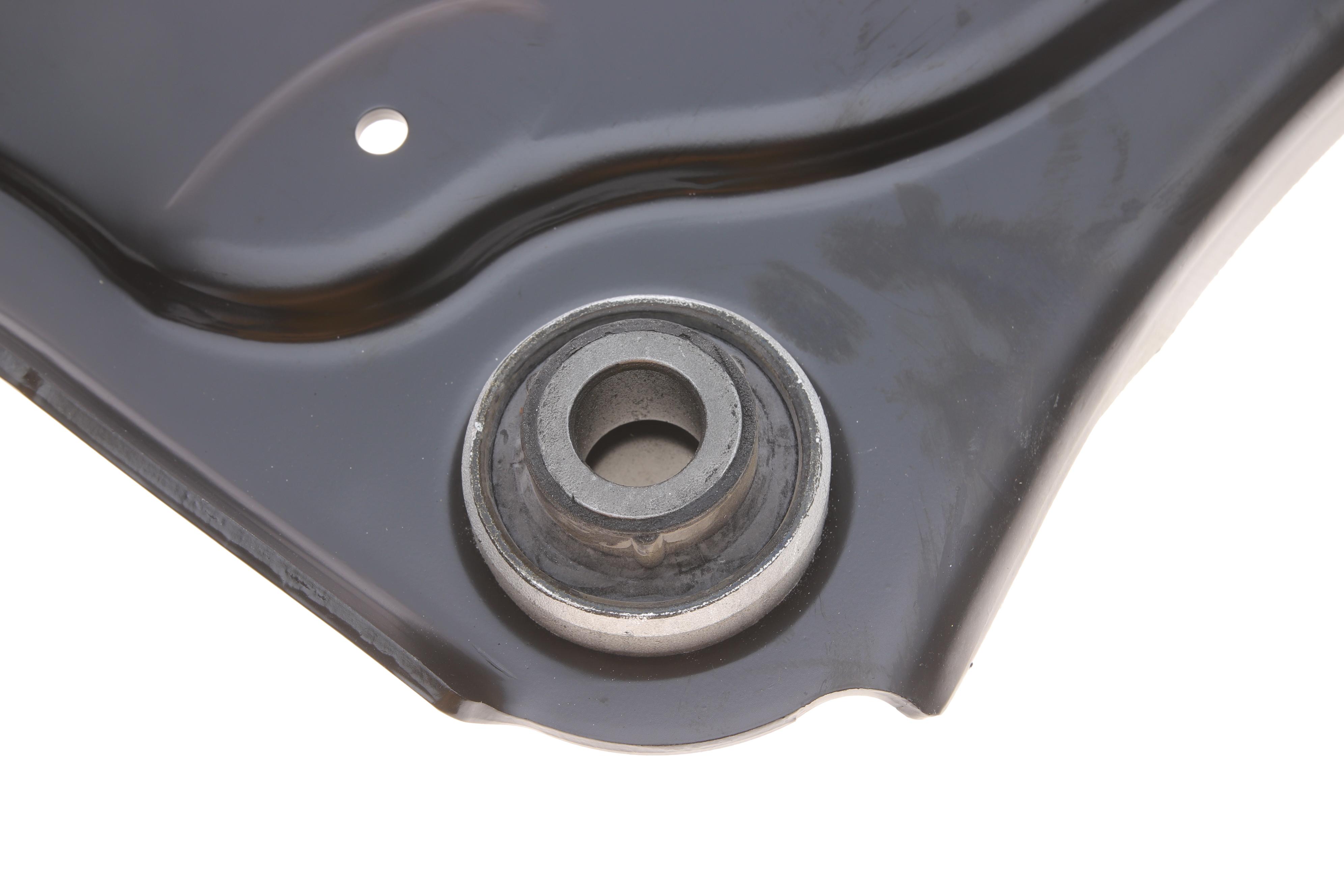 Важіль підвіски (передній) (R) Renault Scenic III/Megane III 08-