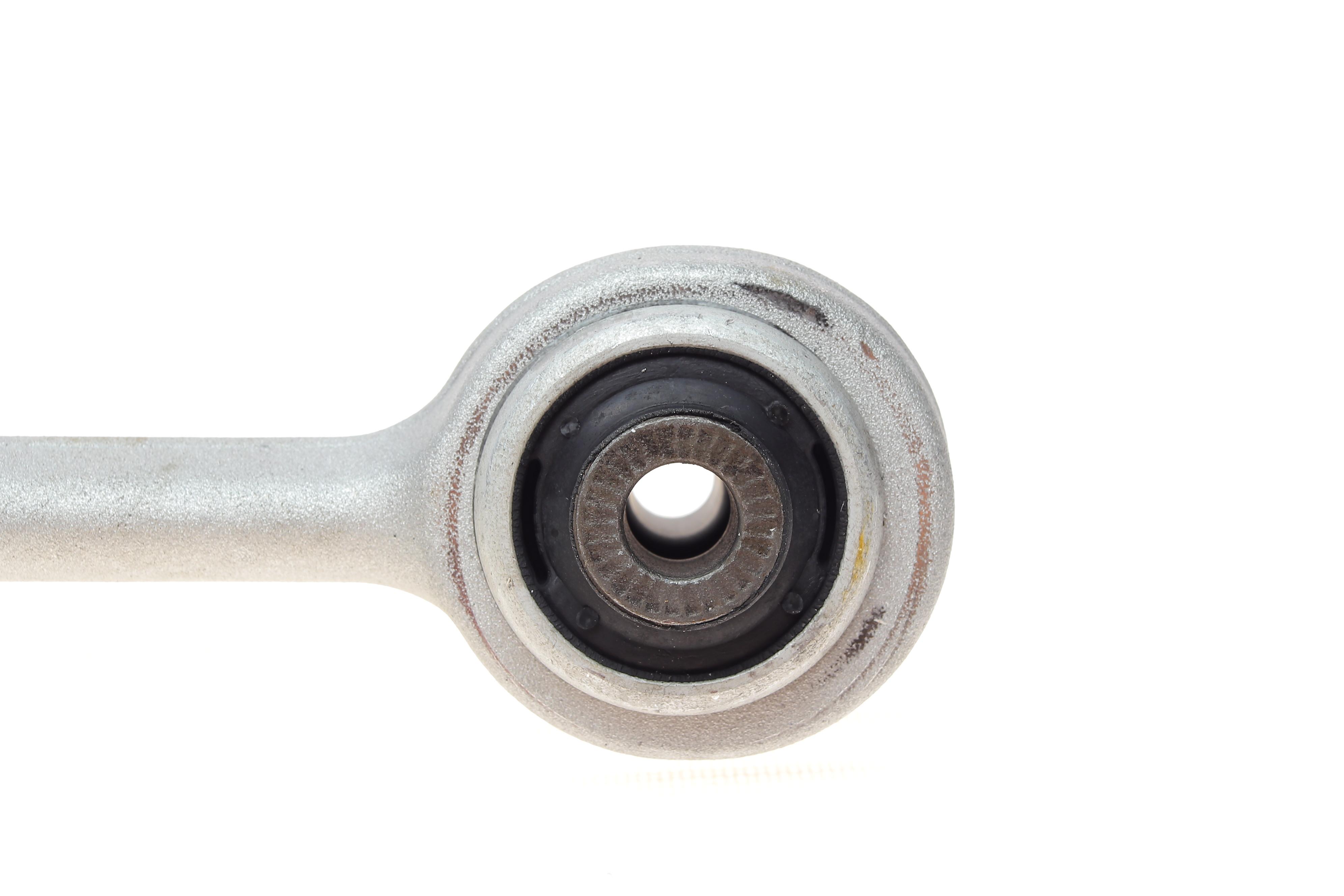 Важіль підвіски (передній/знизу/ззаду) (L) BMW 1 (E81/E82/E87/E88)/3 (E90-E93) 04-13/X1 (E84) 09-15