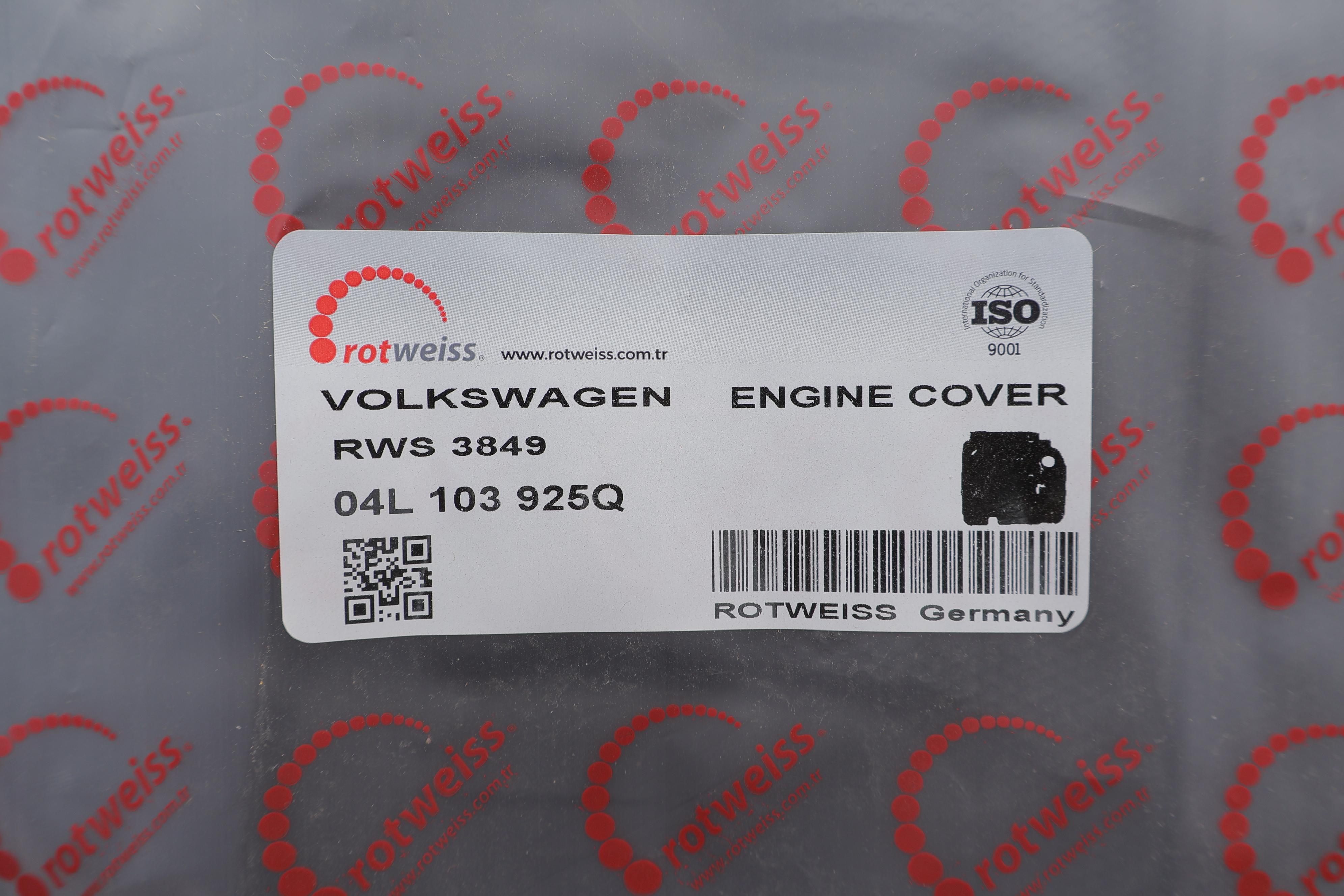 Кришка двигуна VW Passat B8 2.0 TDI 14-