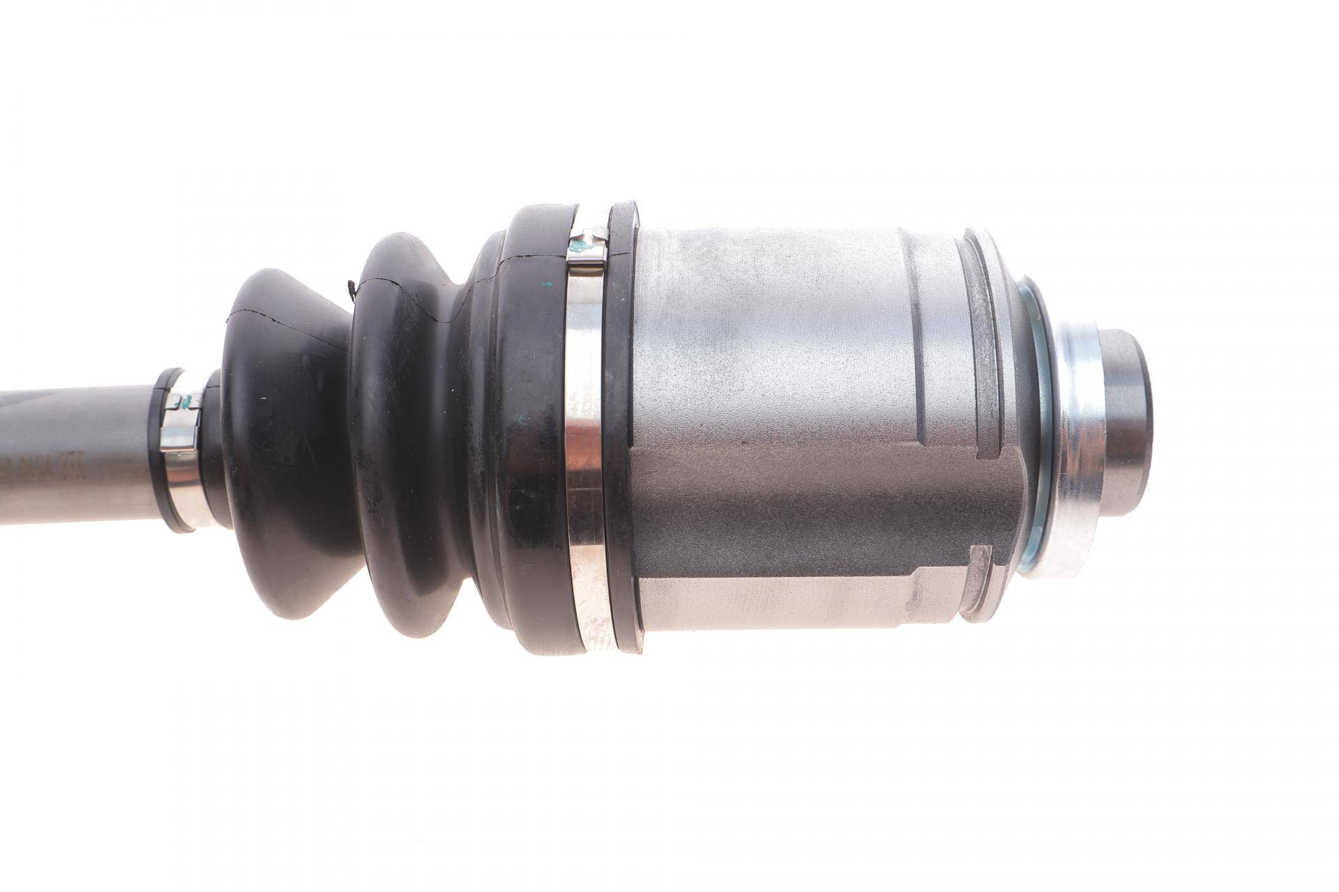 Піввісь (передня) (L) Hyundai Santa Fe 2.7 V6/2.2 CRDi 06-13 (30z/28z/611mm) (+ABS52z)