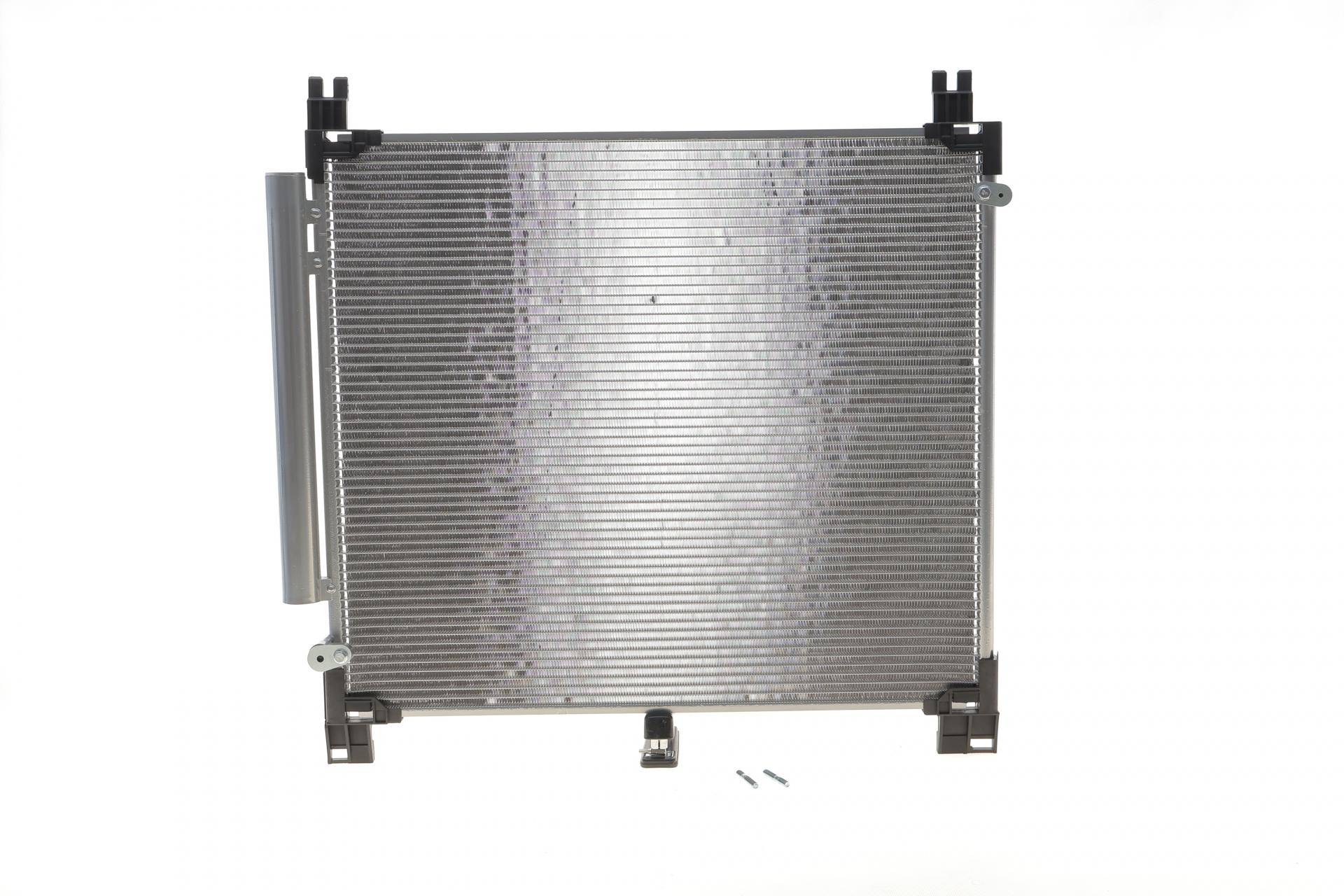 Радіатор кондиціонера Toyota Hilux 15-