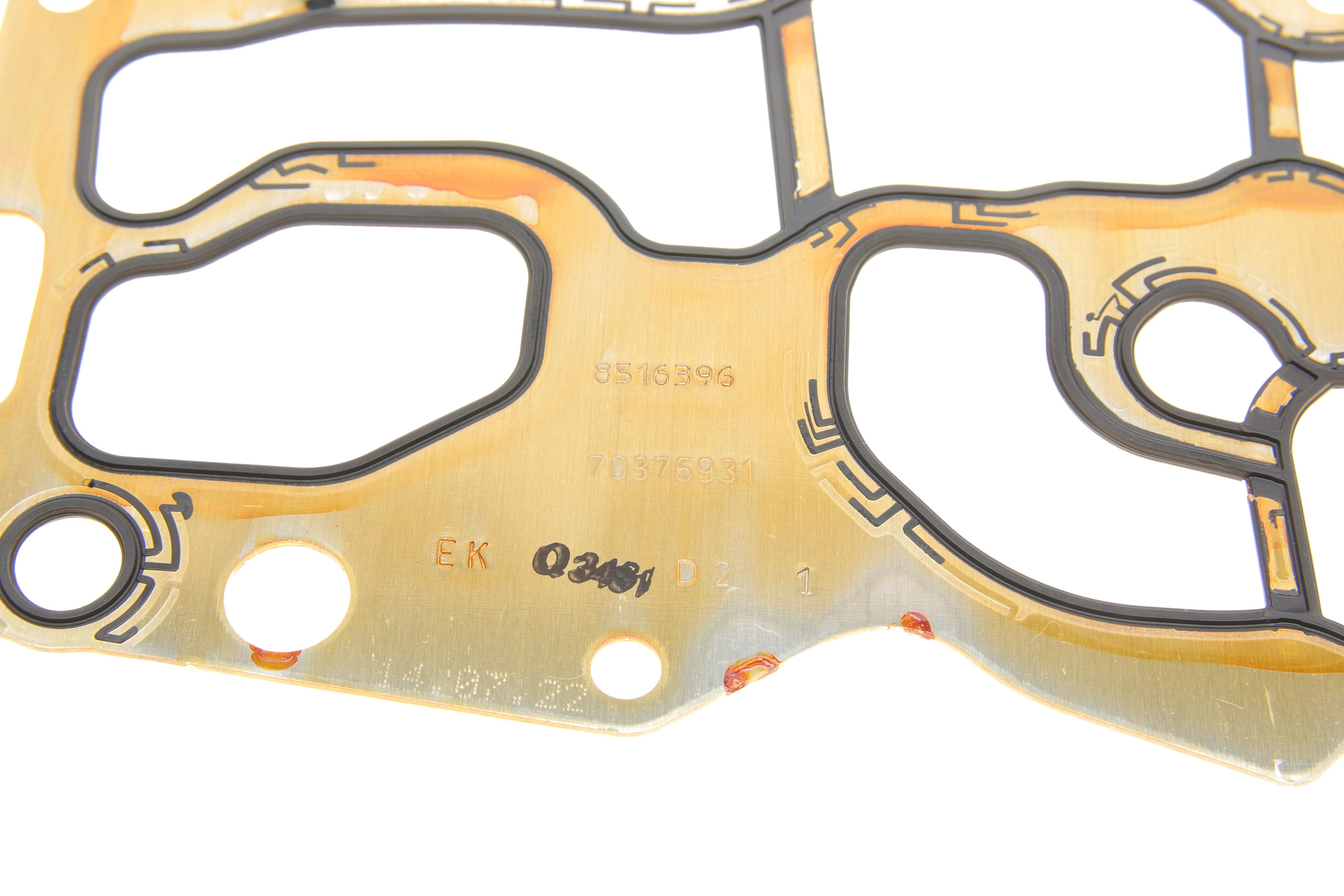 Прокладка радіатора масляного BMW 1 (F20/F21)/3 (E90/E91)/4 (F32/F82) 1.6D/2.0D/3.0D 06- N47