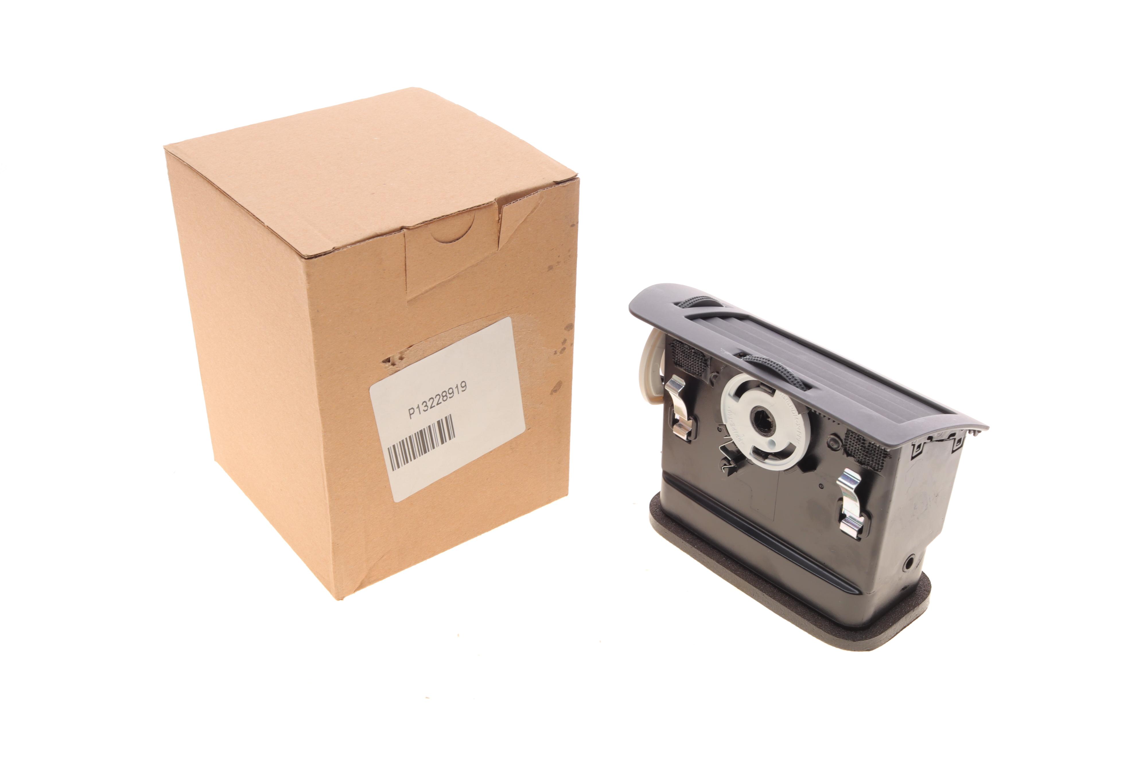 Дефлектор отопителя (боковой/L) Opel Astra H 04-15