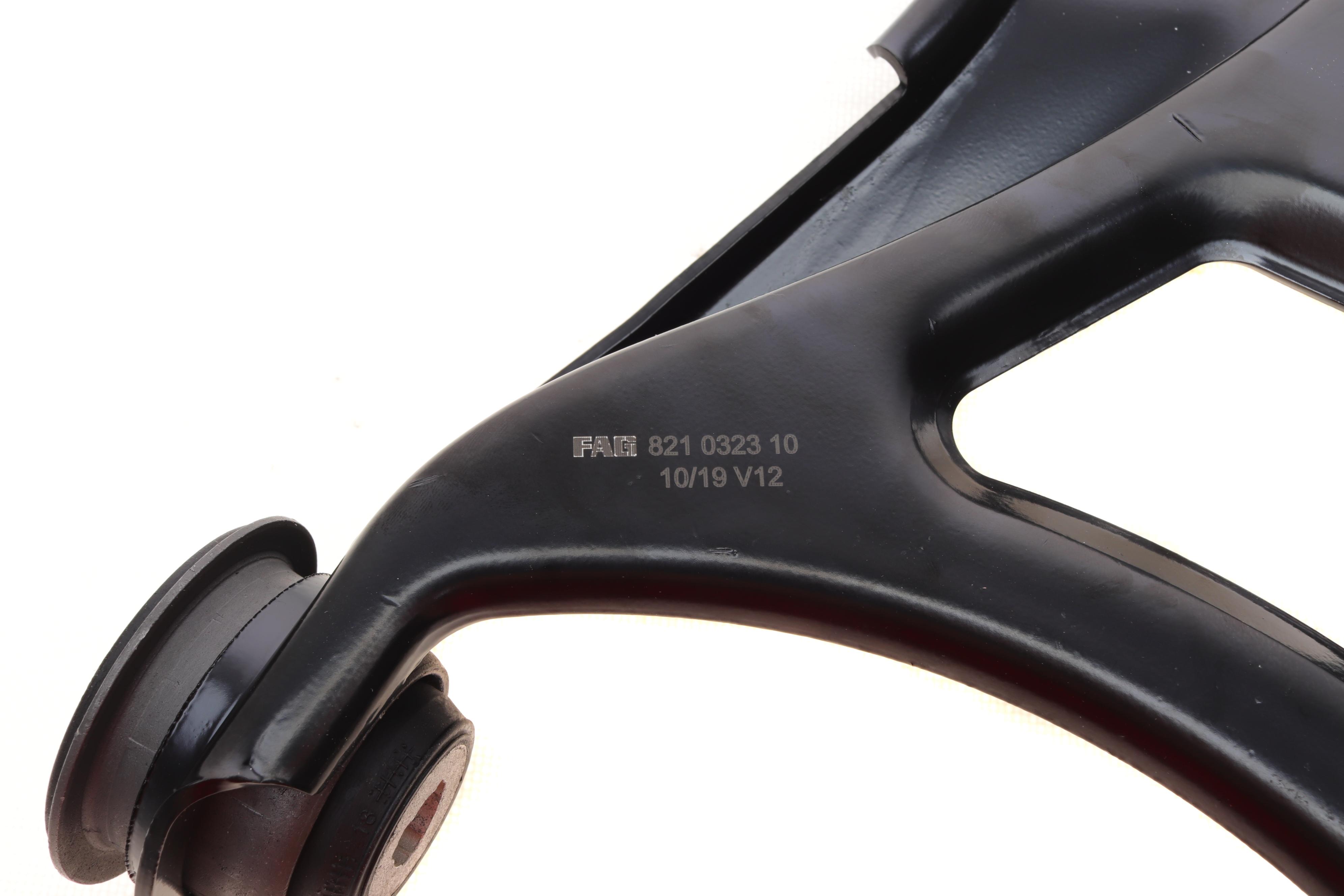 Важіль підвіски (передній) (R) Renault Kangoo 97-