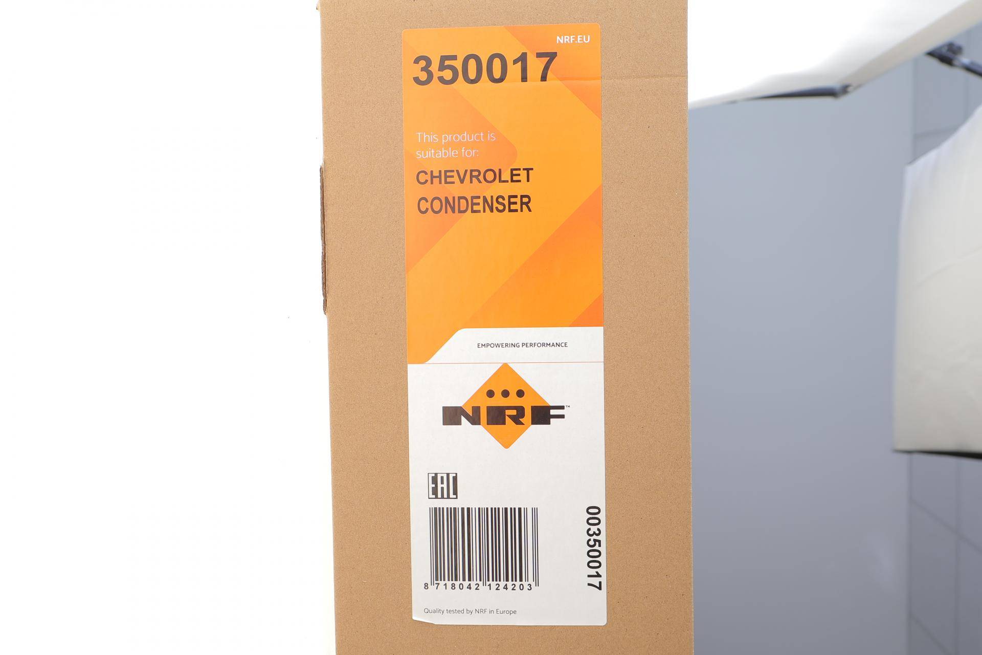 Радіатор кондиціонера (з осушувачем) Chevrolet Epica 2.0-2.5 05-11