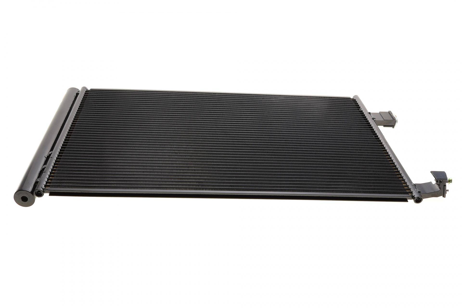 Радіатор кондиціонера (з осушувачем) Jaguar F-Pace/XE/XF 2.0D-3.0D 15-