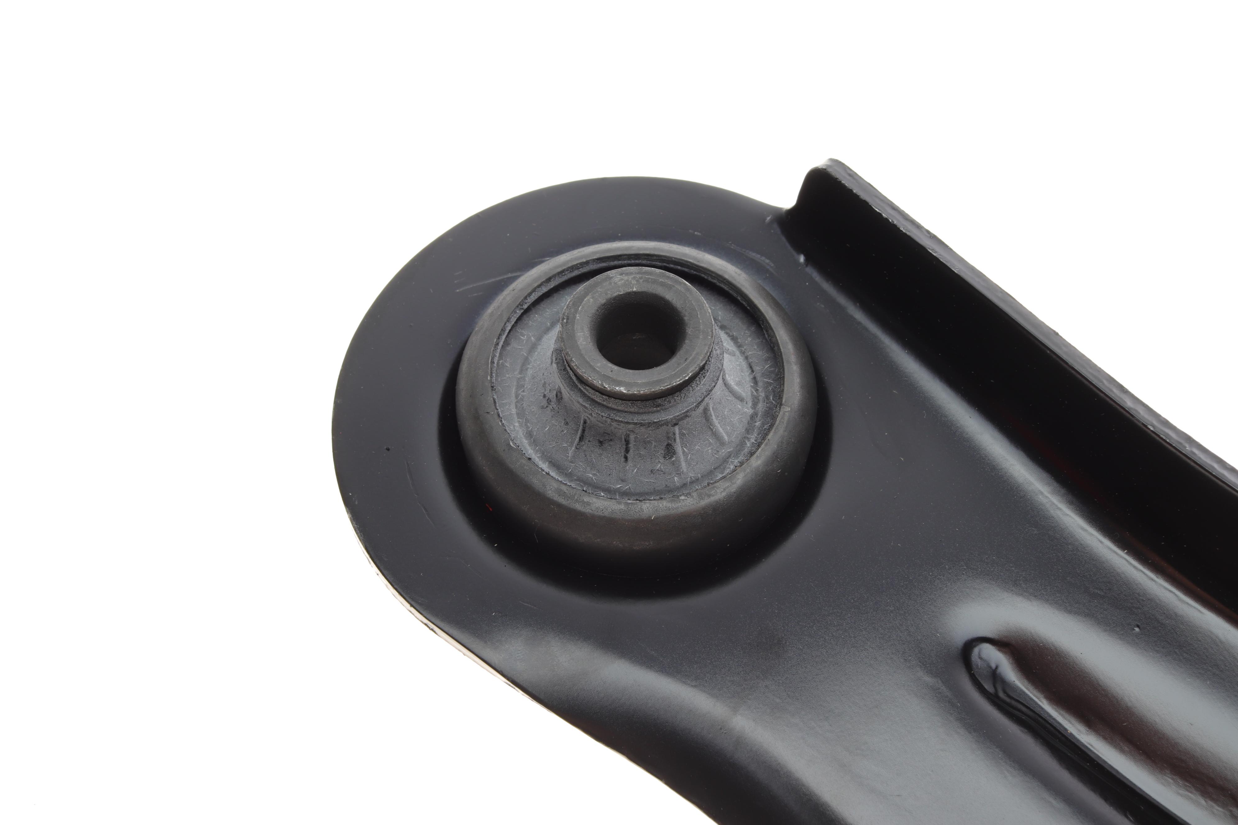 Важіль підвіски (передній/знизу) (L) Renault Captur 13-