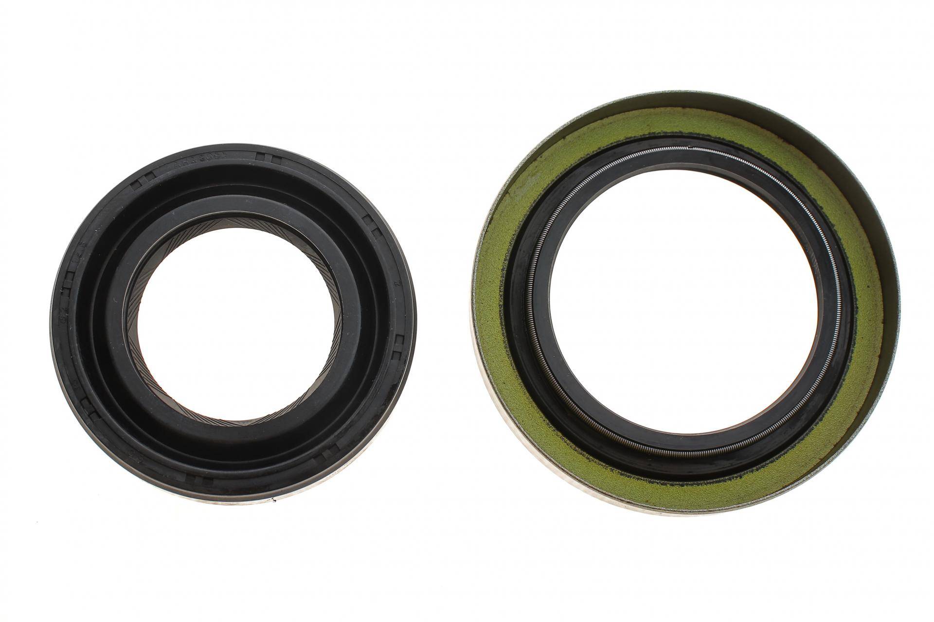 Підшипник маточини (задньої) Mitsubishi L200/Pajero 90-