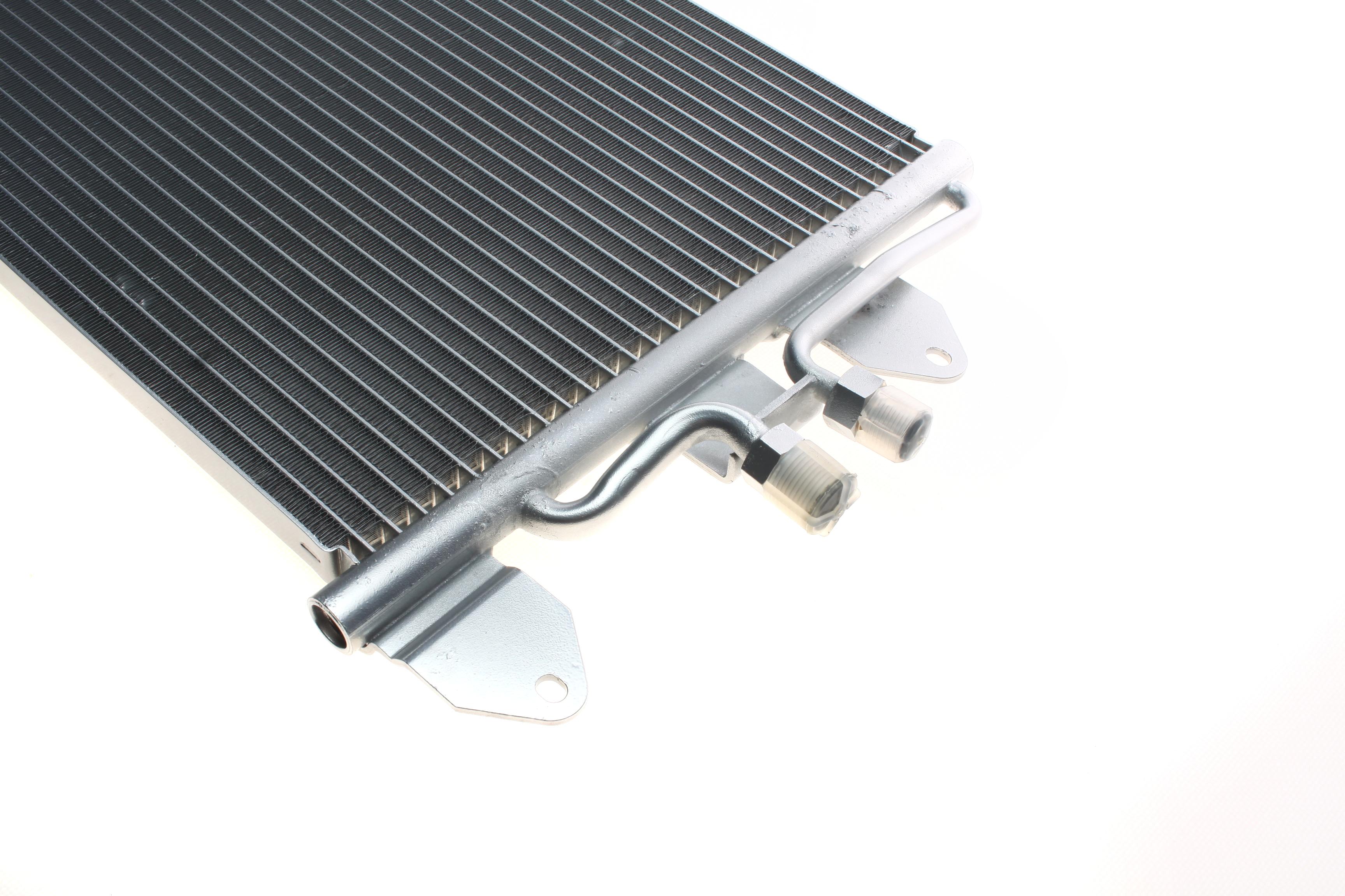 Радіатор кондиціонера VW T3/T4 1.6-2.8 79-03