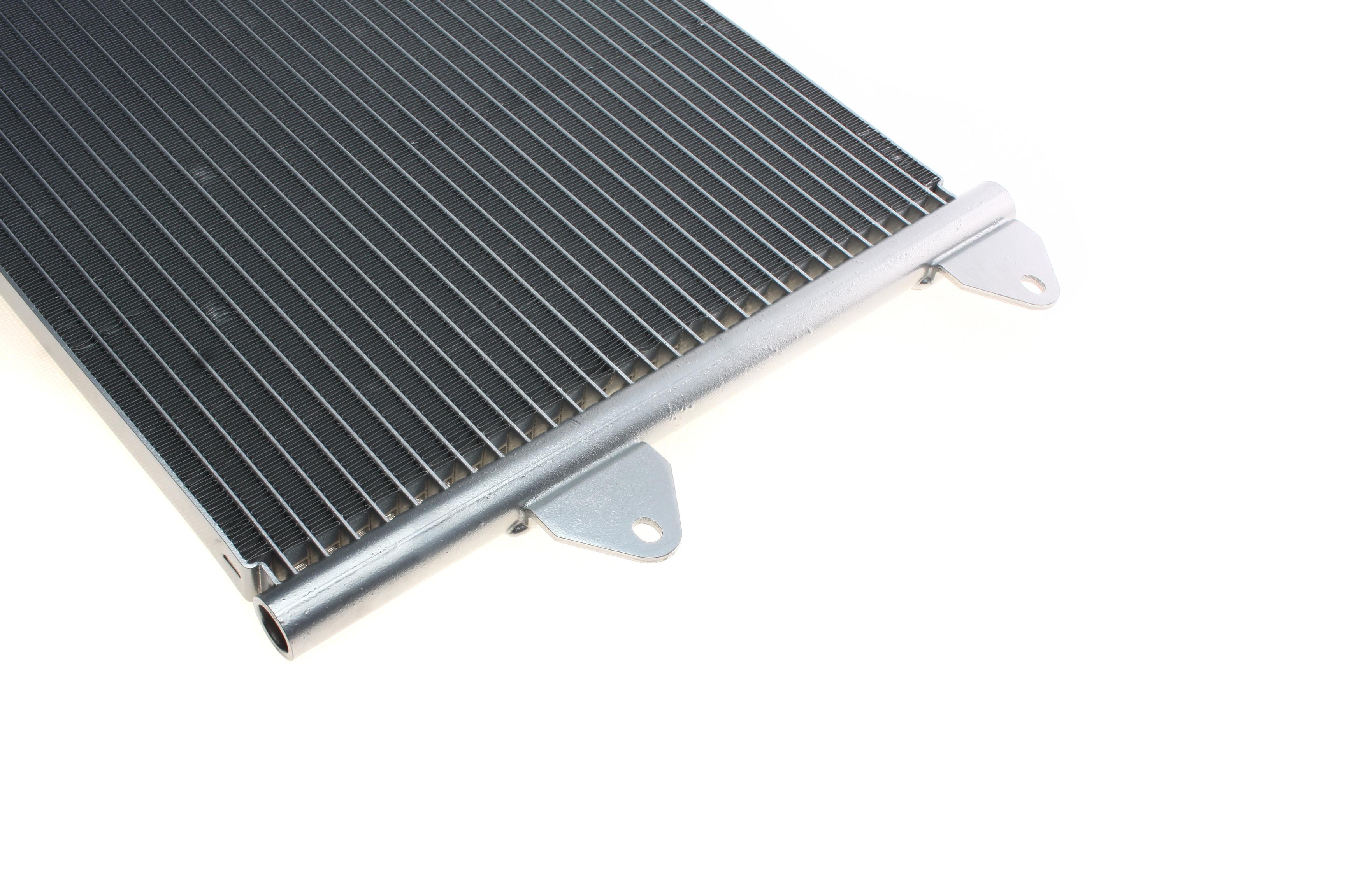 Радіатор кондиціонера VW T3/T4 1.6-2.8 79-03