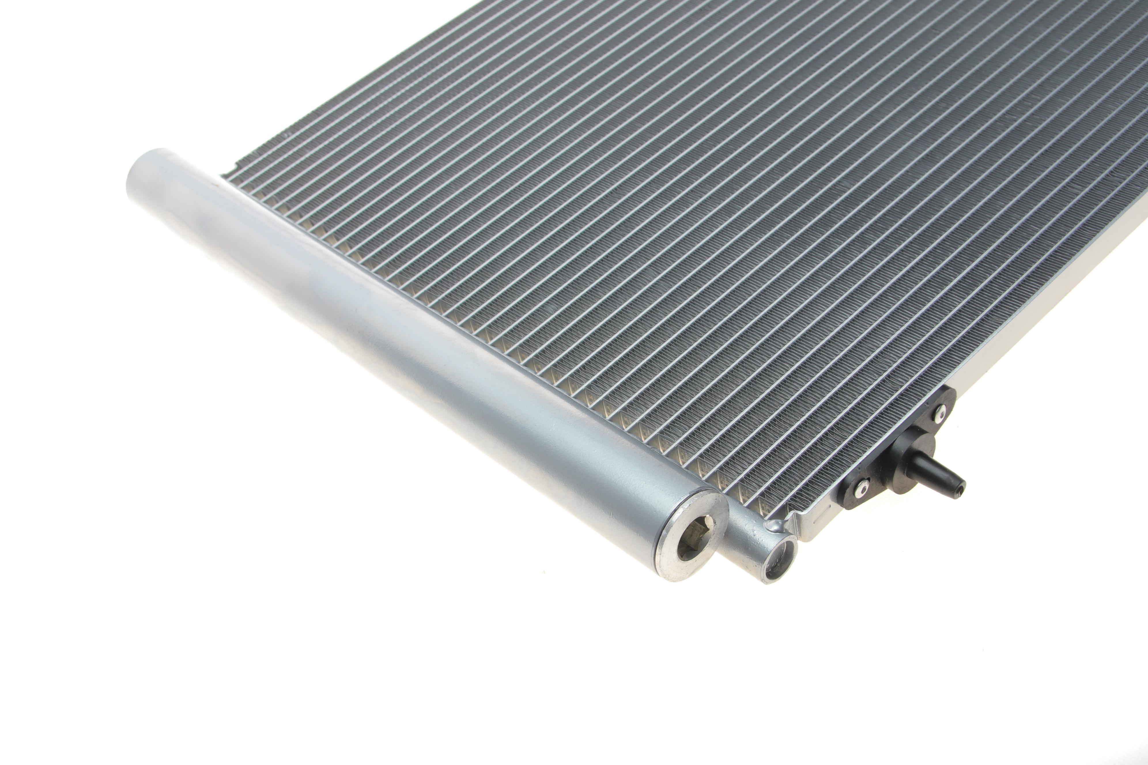 Радіатор кондиціонера (з осушувачем) Citroen C3/Peugeot 207/208 1.0-1.6/1.6HDi 02-