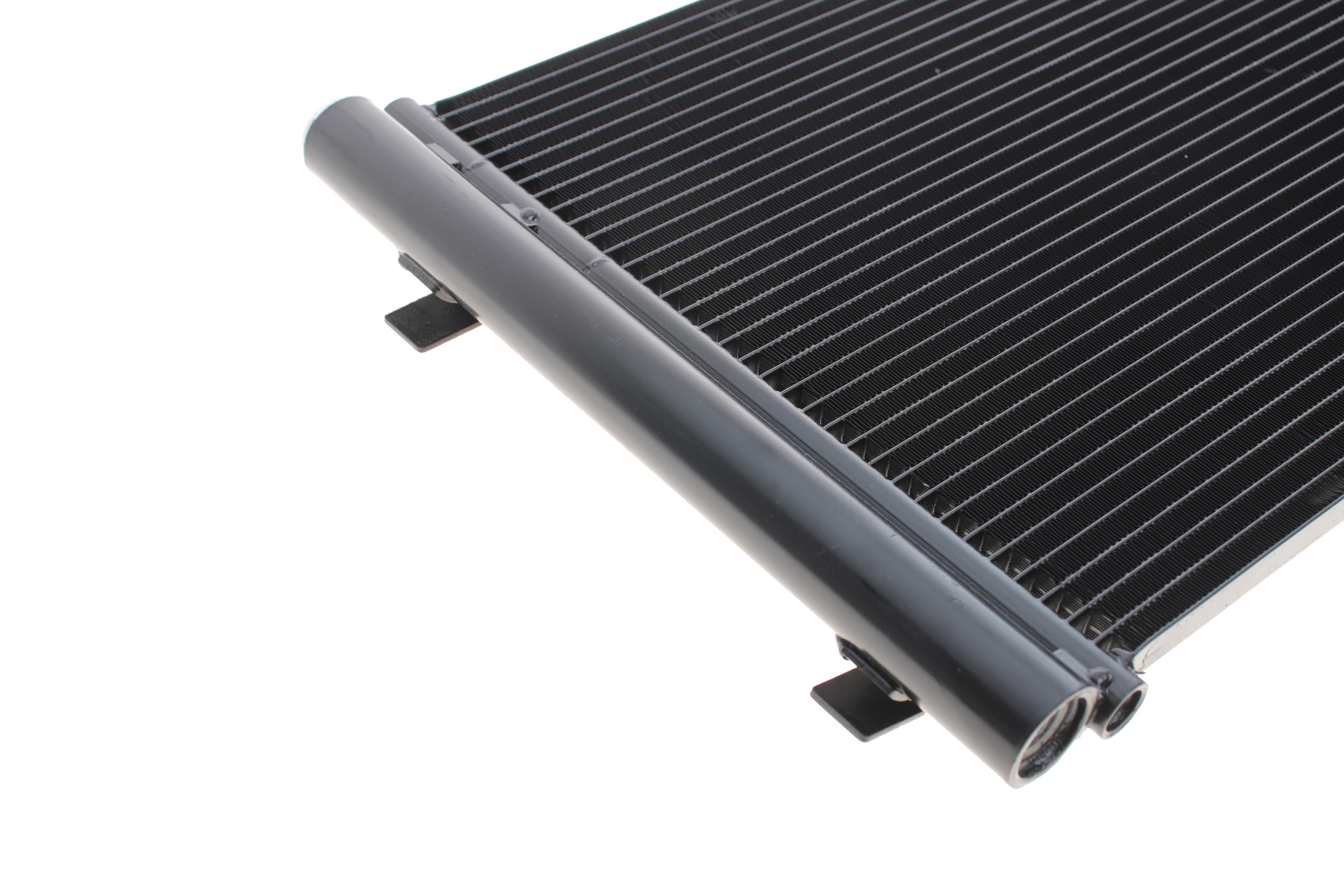 Радіатор кондиціонера Renault Fluence/Scenic III/Megane III 1.4-2.0 08- (з осушувачем)