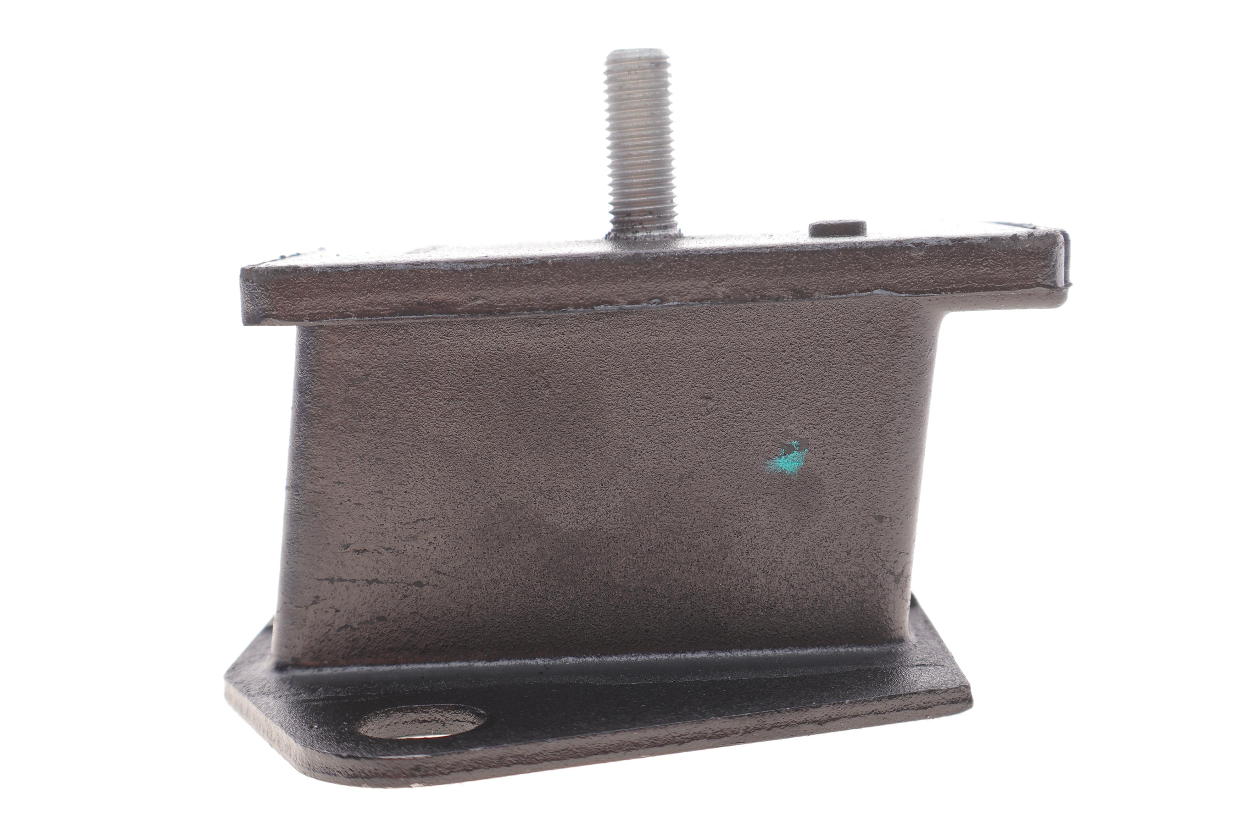 Подушка двигуна (передня) Mitsubishi L200/Pajero 2.0-2.6 87-07