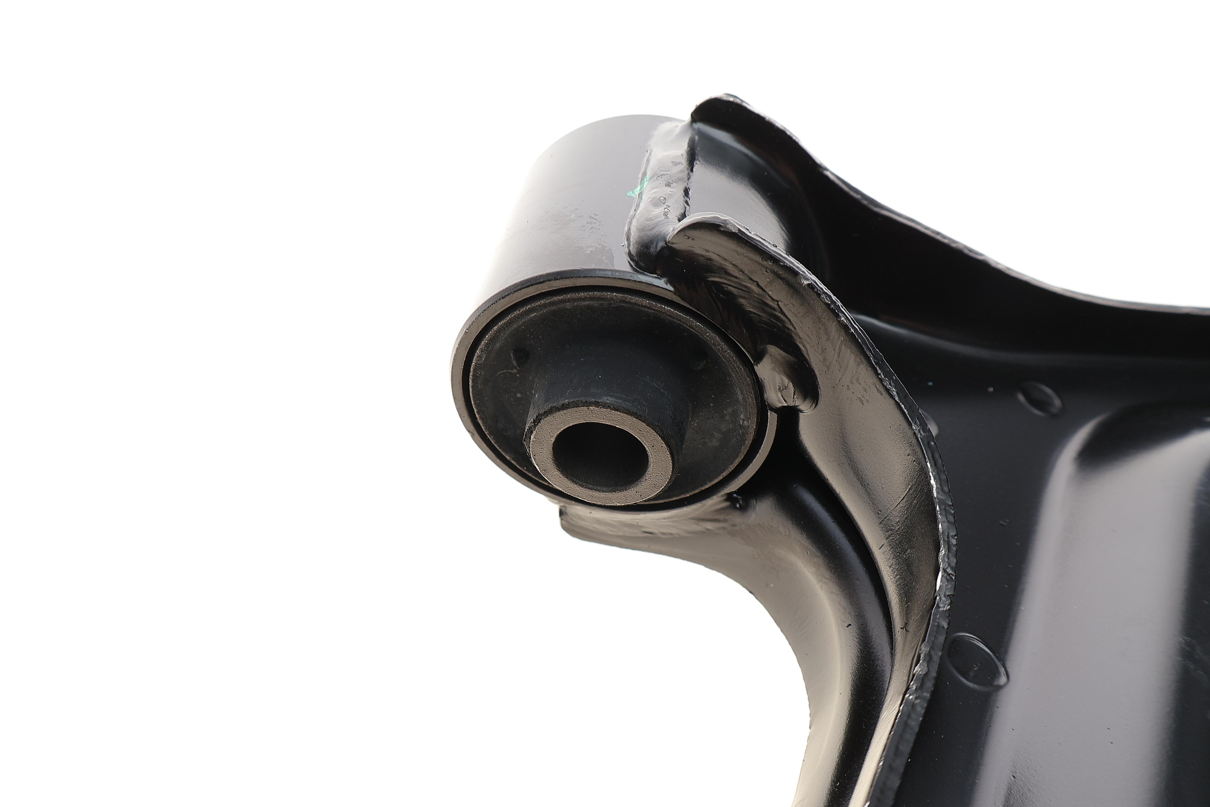 Важіль підвіски (передній/знизу) (R) Land Rover Freelander 98-06