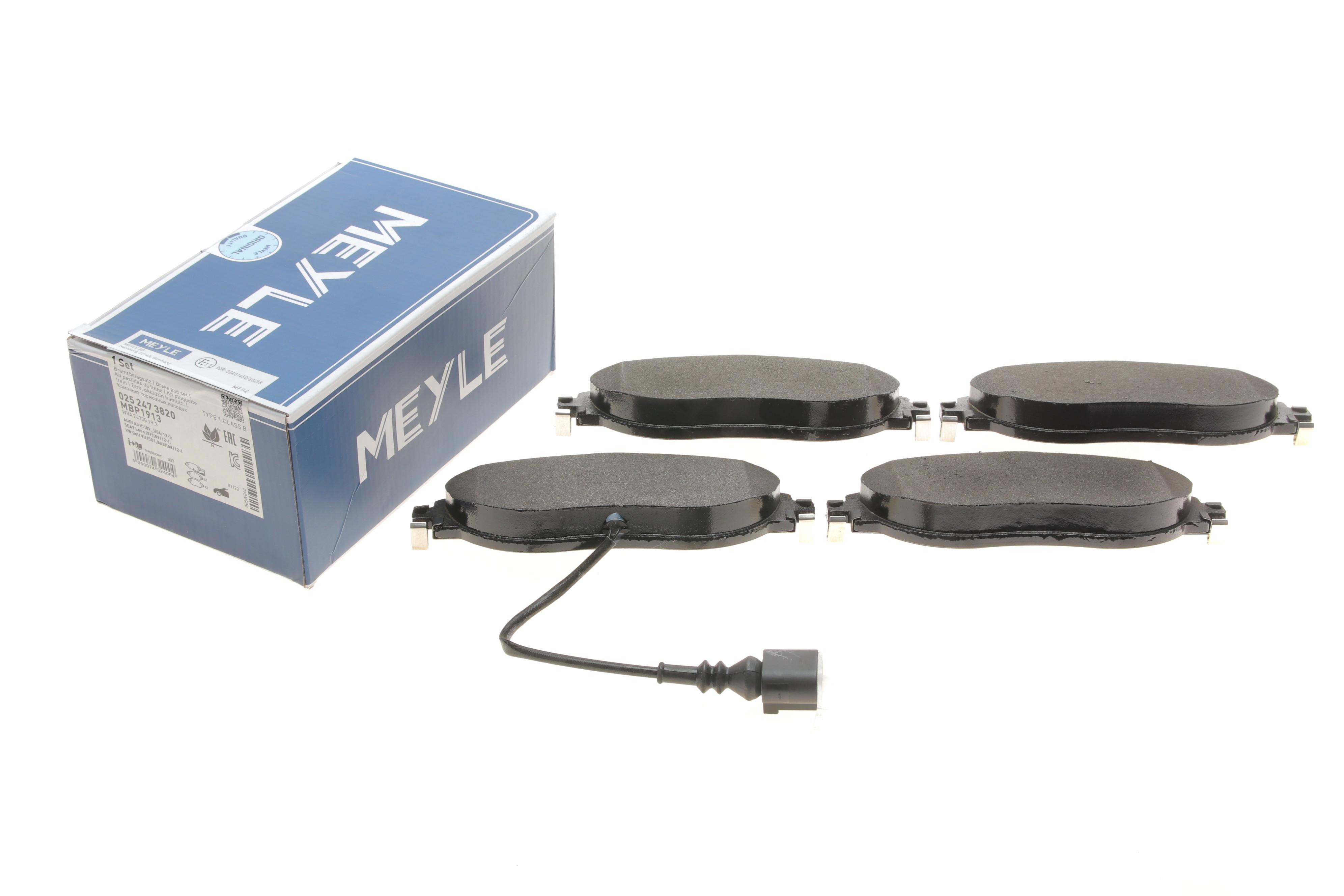 Колодки гальмівні (передні) Audi A3/Skoda Octavia III/VW Passat/Golf 13- (TRW) (з датчиком)