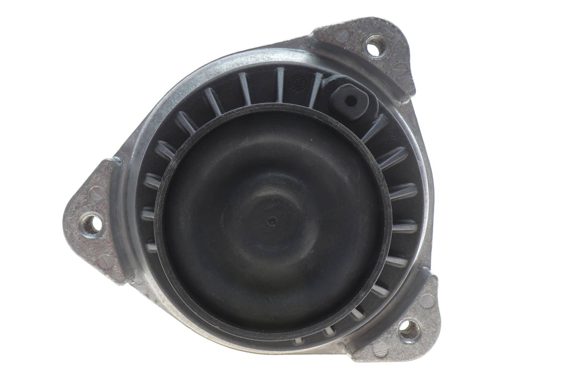 Опора двигуна BMW 5 (F10/F07) 3.0D 10-16 (N57) (R)
