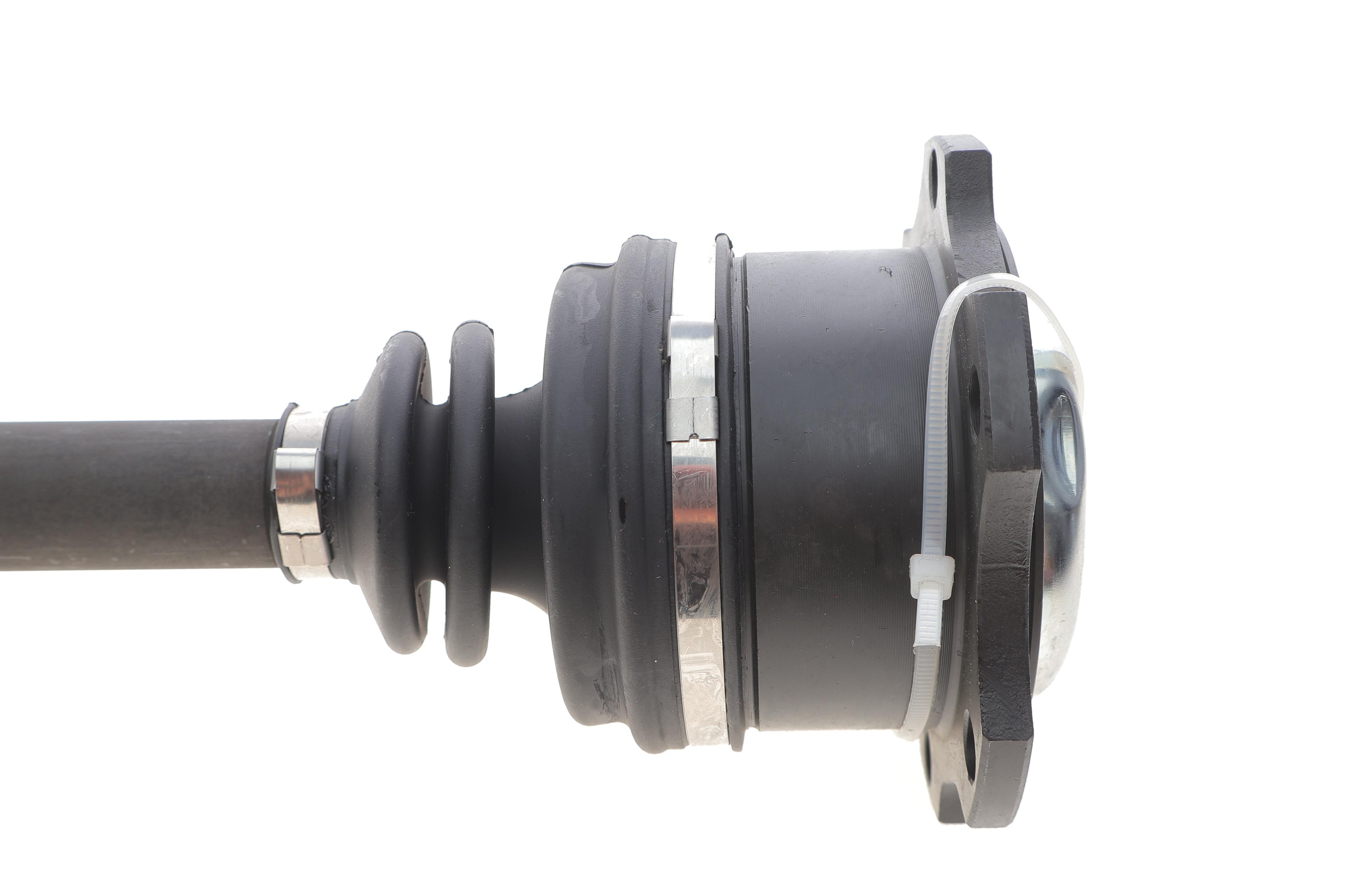 Піввісь Audi A4/VW Passat 95-05 (L) (33x596)