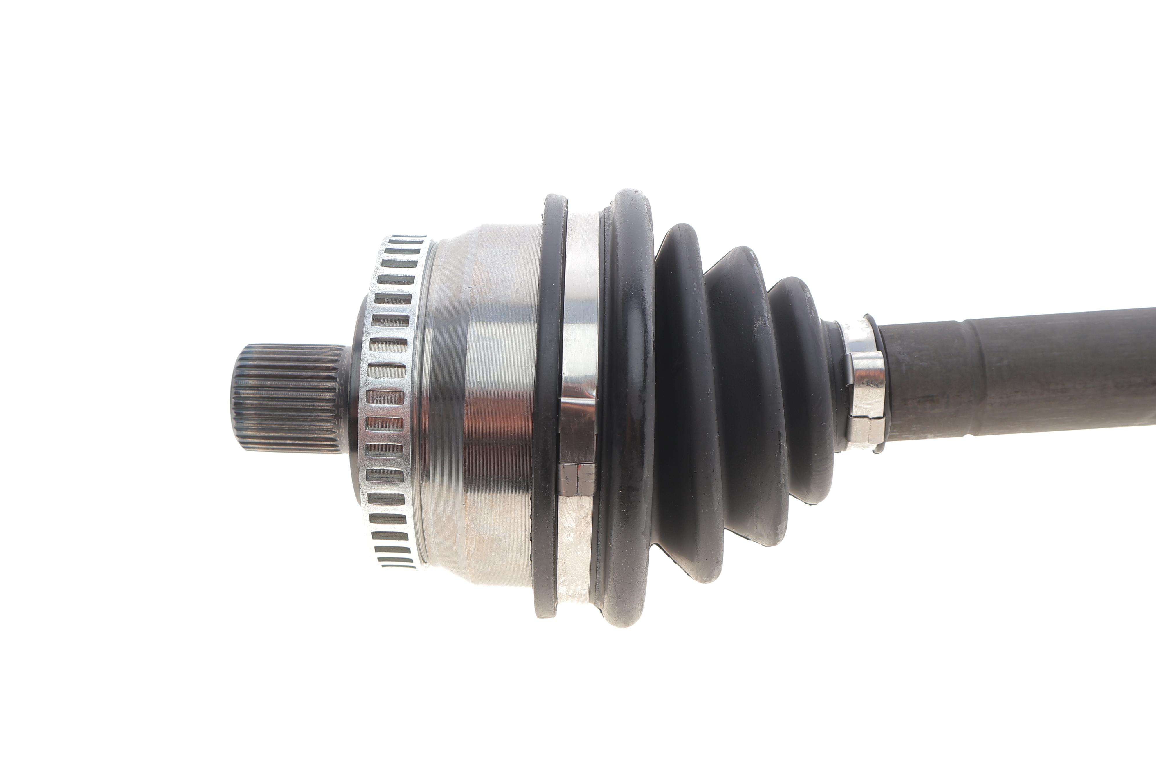 Піввісь Audi A4/VW Passat 95-05 (L) (33x596)