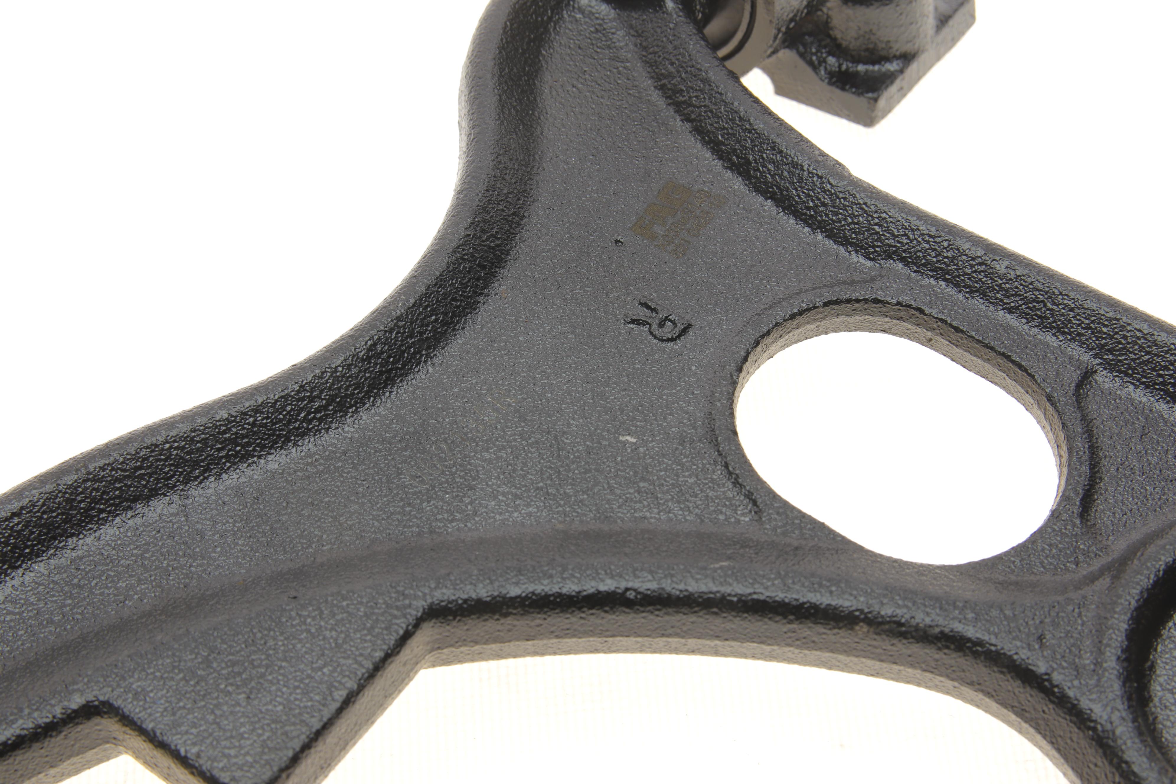 Важіль підвіски (передній) (R) Fiat Scudo 96-07