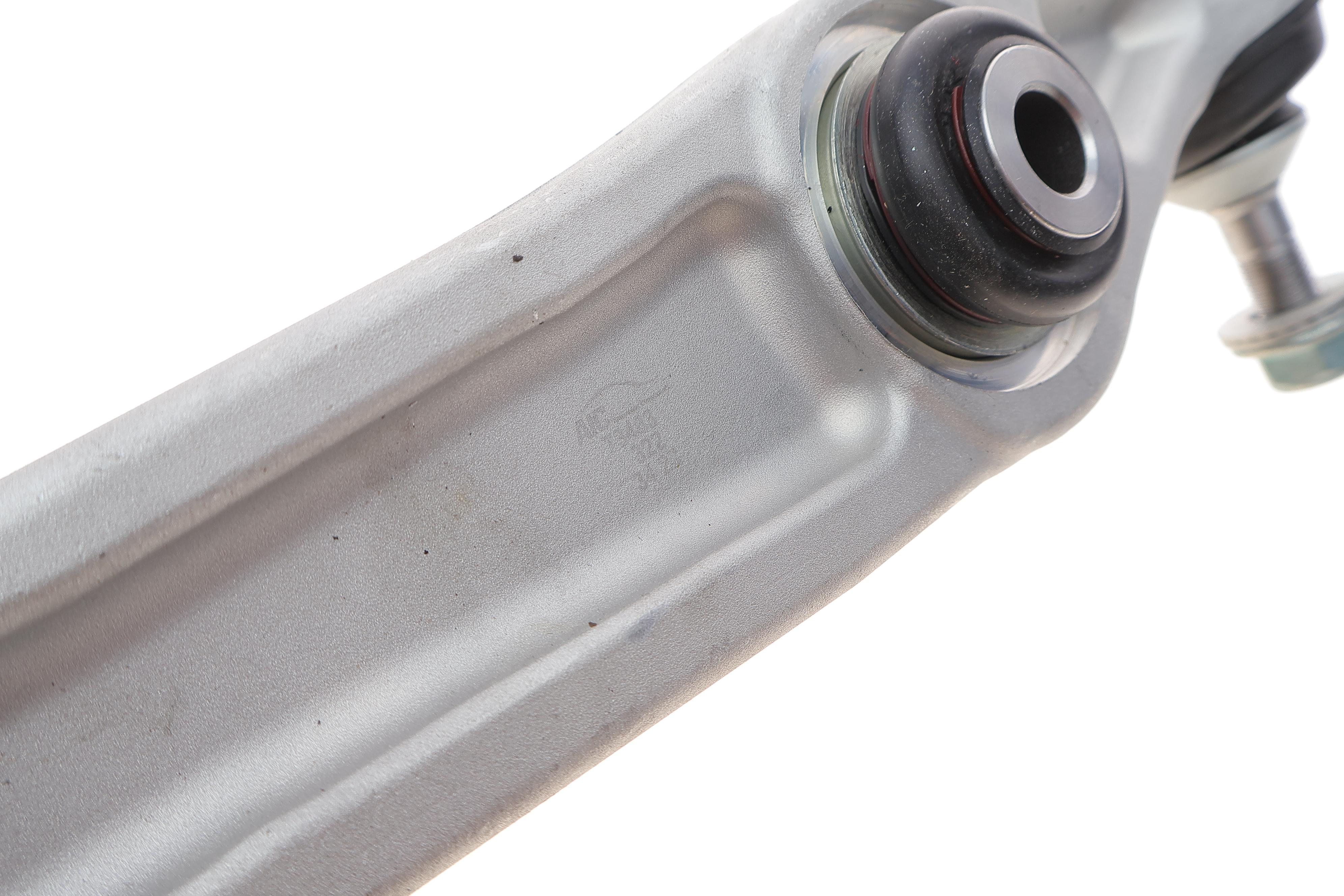 Важіль підвіски (передній/знизу/ззаду) Tesla Model S/Model X 12-